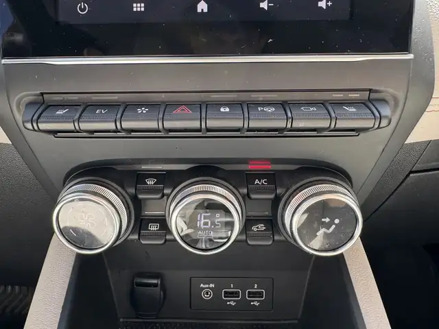 Renault Captur view 30