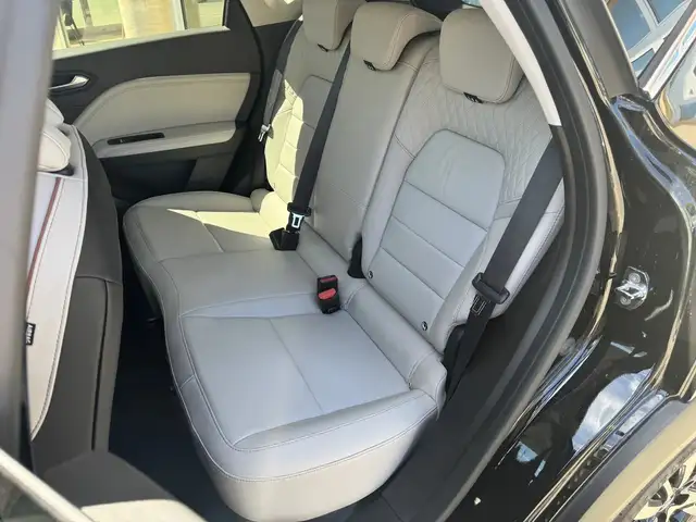 Renault Captur view 14