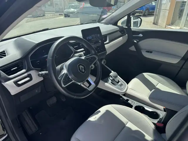 Renault Captur view 9