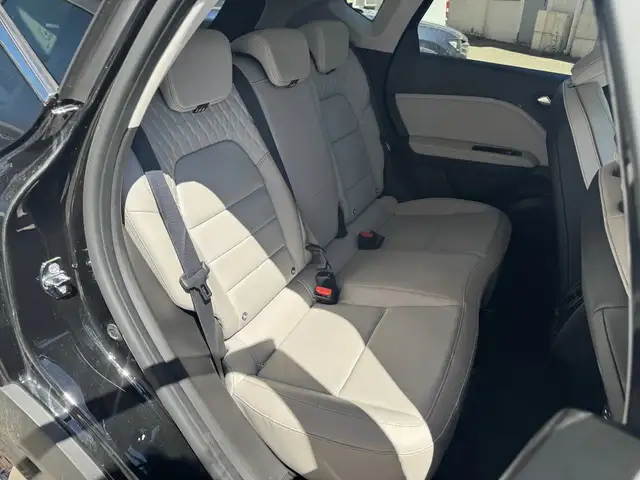 Renault Captur view 13