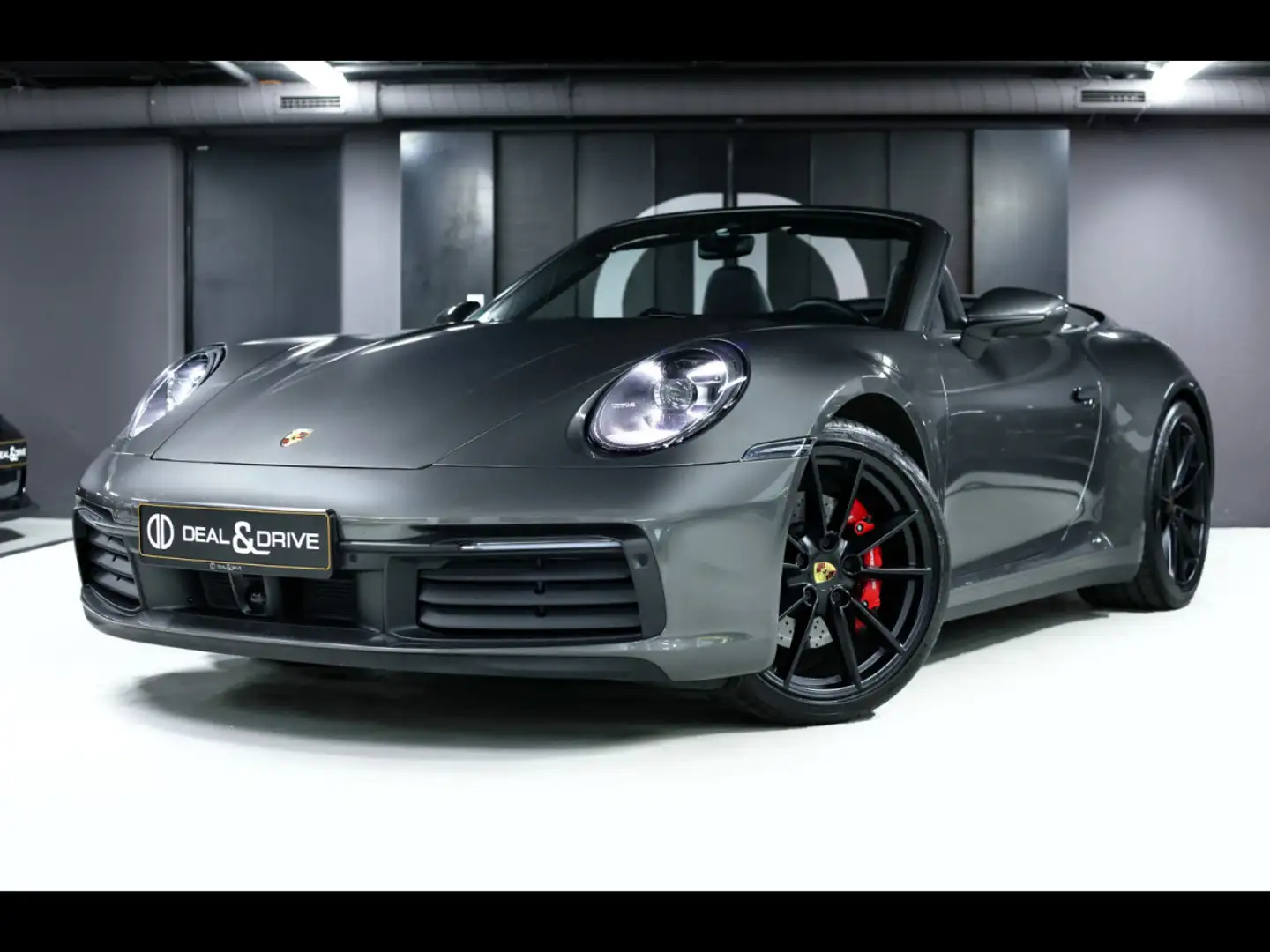 Porsche 992 .1 911 CARRERA 4S CABRIOLET PDK°TECHART 510 CH Grau - 1