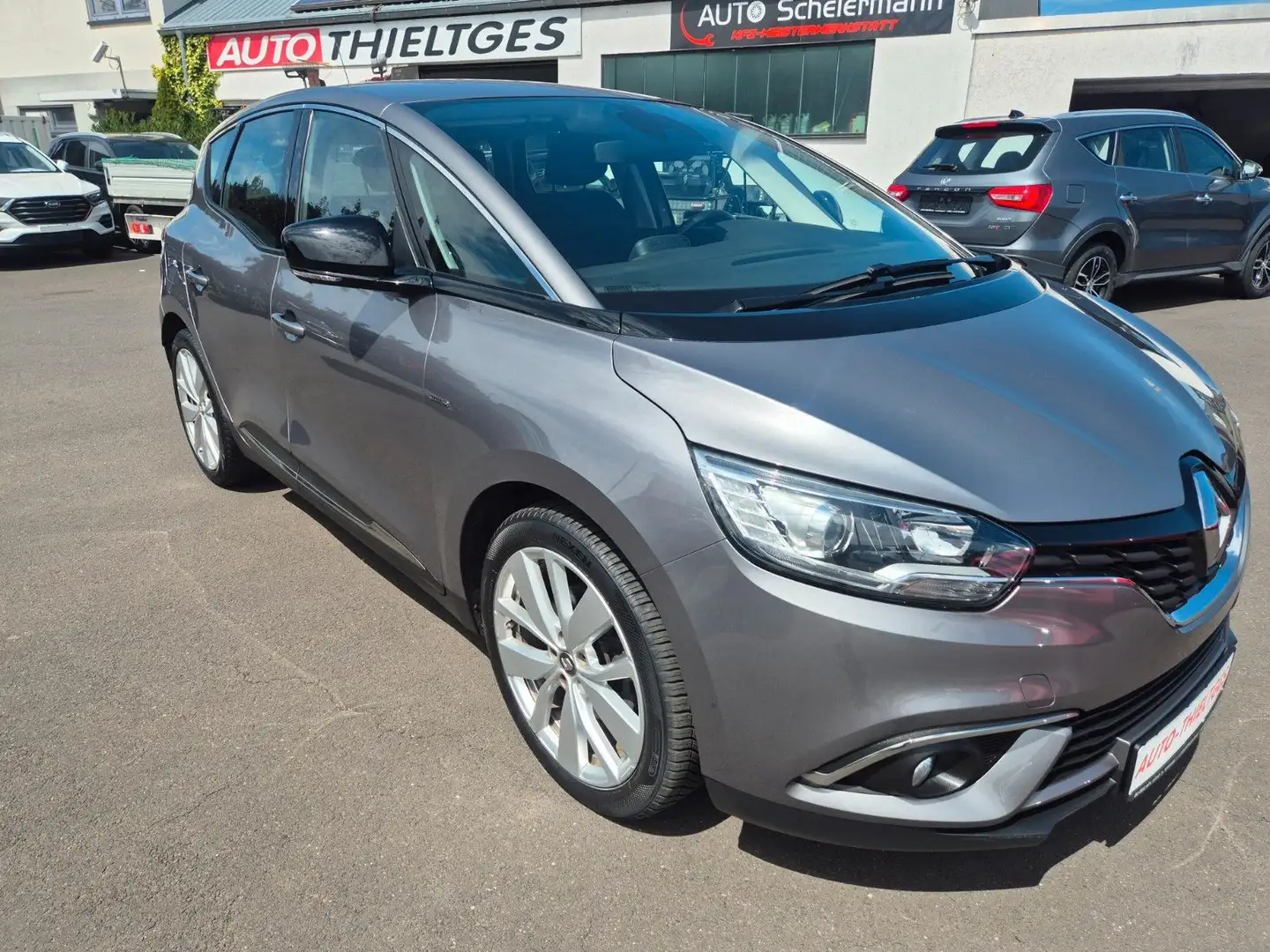 Renault Scenic IV Limited mit AHK. Navi TOP !! Gris - 1