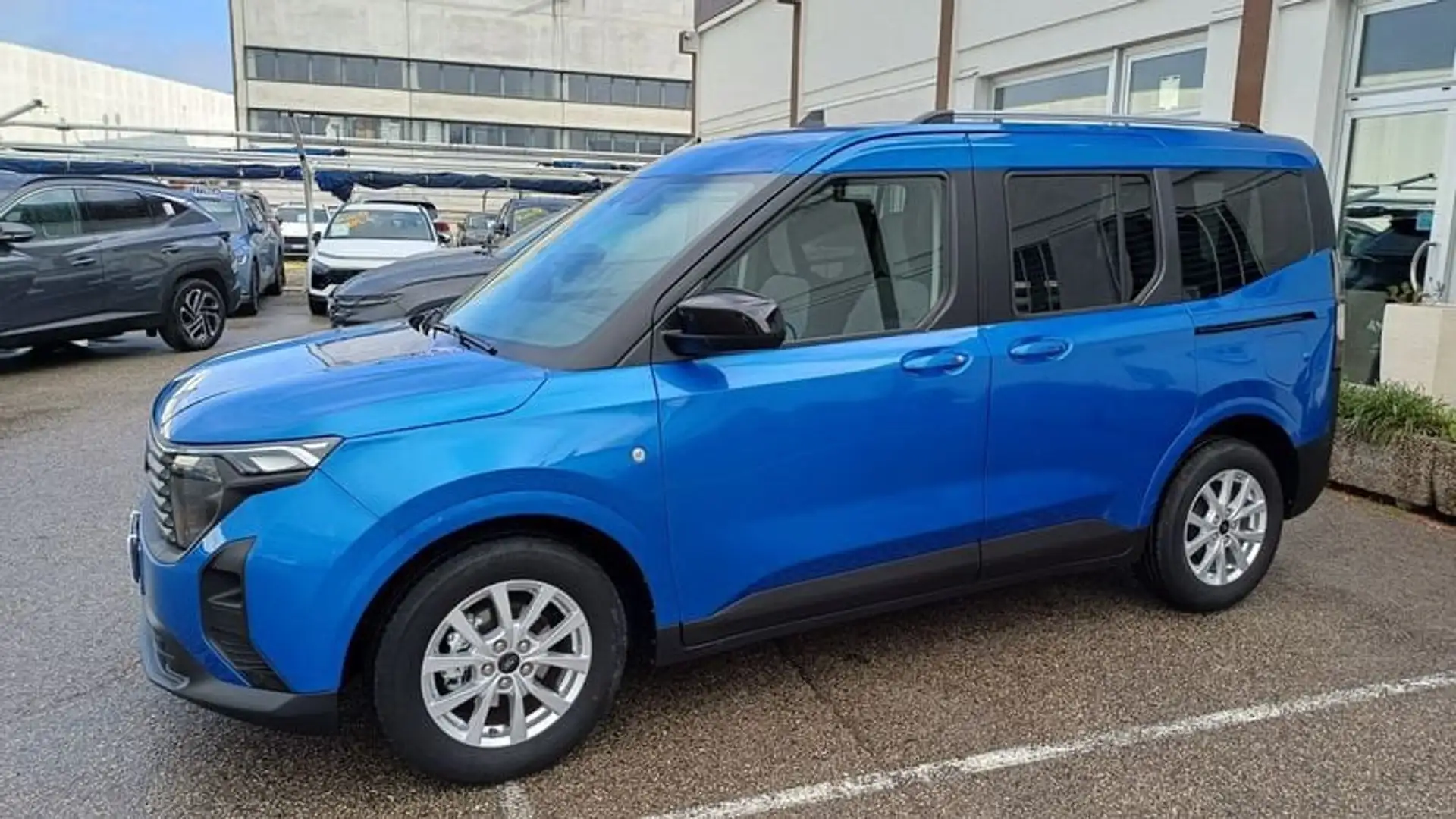 Ford Tourneo Courier 1.0 EcoBoost Titanium ( NO VINCOLO FINANZIARIO ) Blau - 2