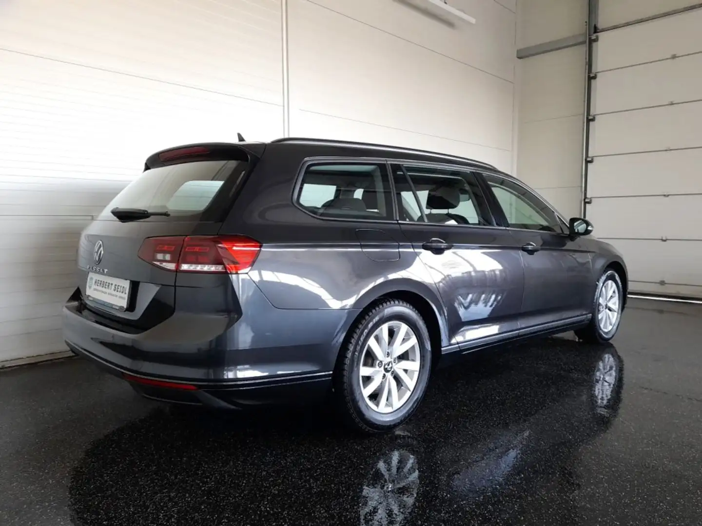 Volkswagen Passat Variant 2,0 TDI DSG *LED / NAVI / ACC / KAMERA / VERKEHRSZEICHEN- & SPURHALTEASSIST* Grau - 2