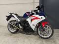 Honda CBR 250 R lichte wendbare bike in topstaat - thumbnail 1