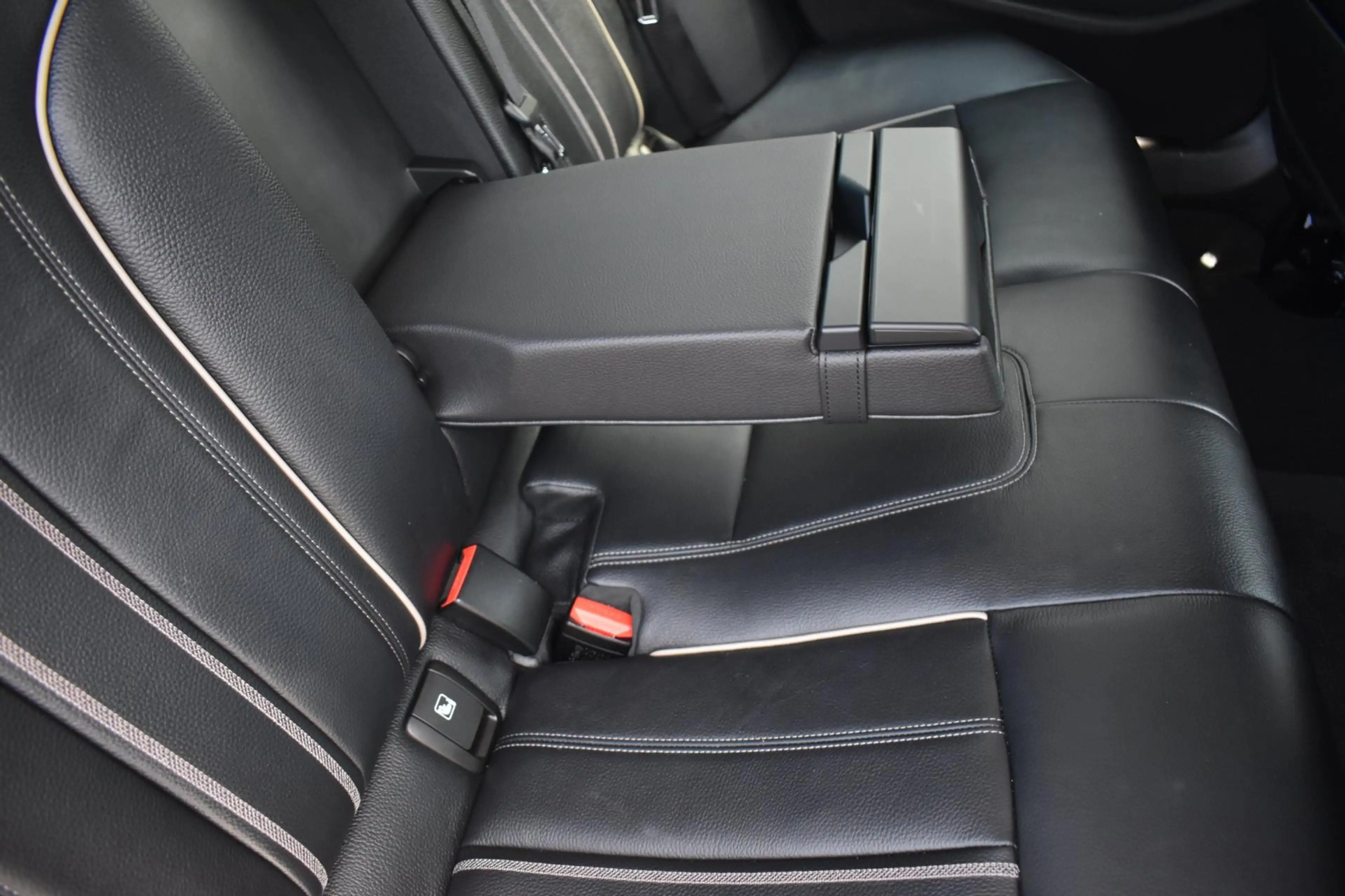 BMW 530 5-serie 530e iPerformance High Executive — photo 14