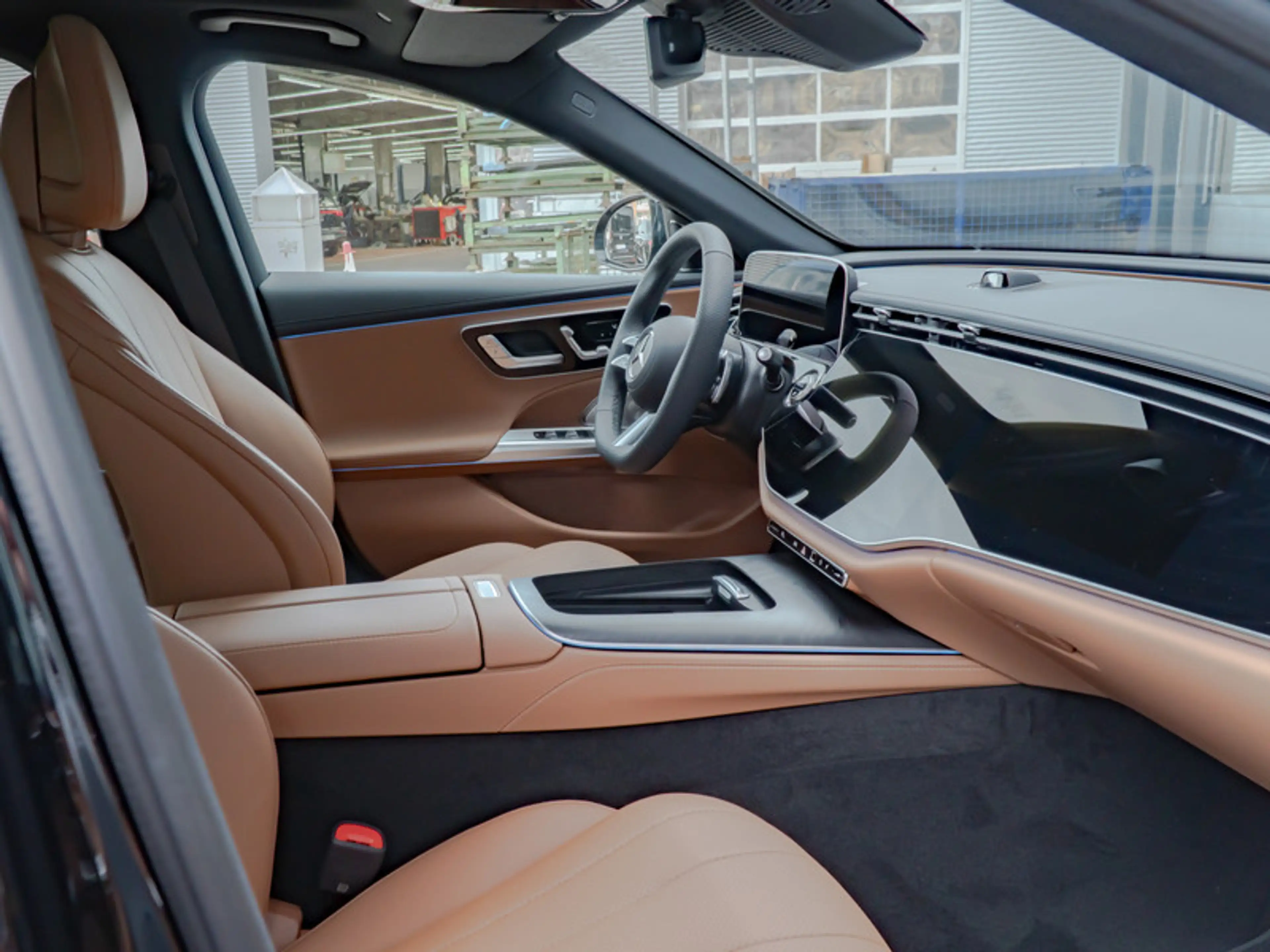 Mercedes-Benz E 200 AMG-Sport/Super/DIGITAL/Pano/Burm/Night/20 — photo 10