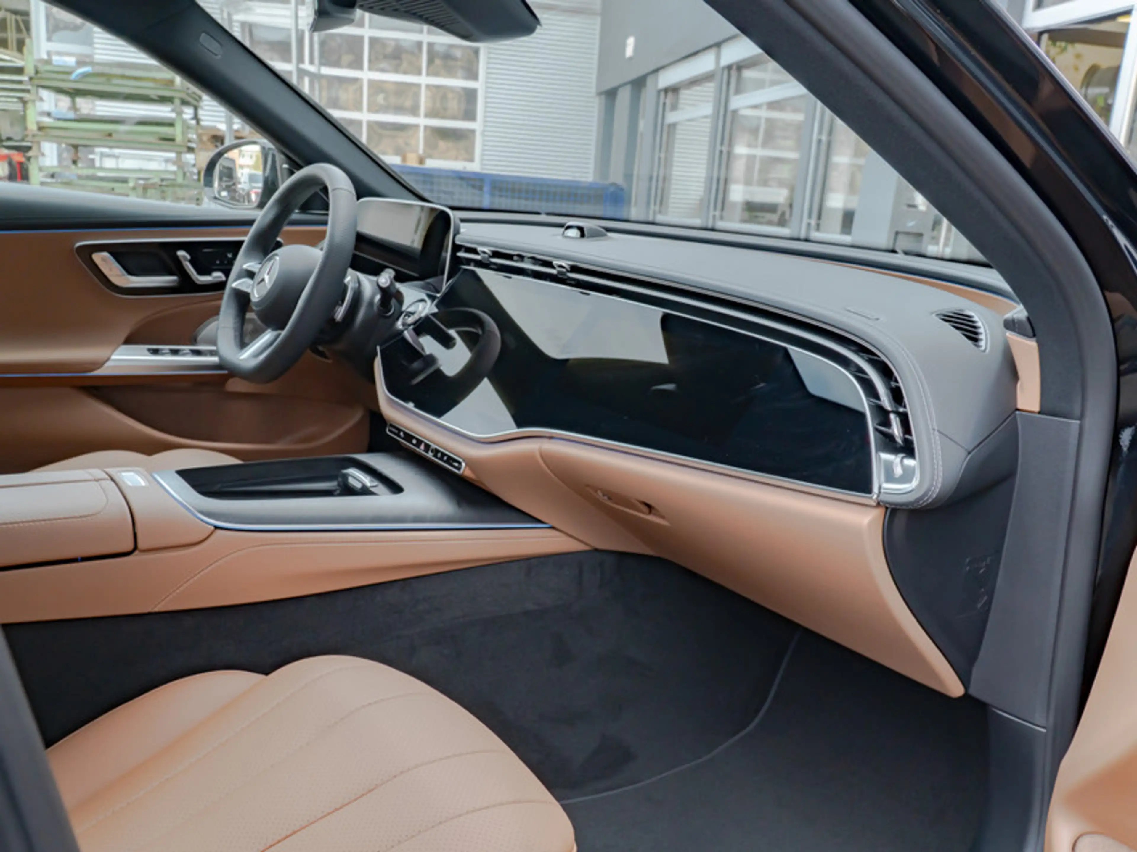 Mercedes-Benz E 200 AMG-Sport/Super/DIGITAL/Pano/Burm/Night/20 — photo 9