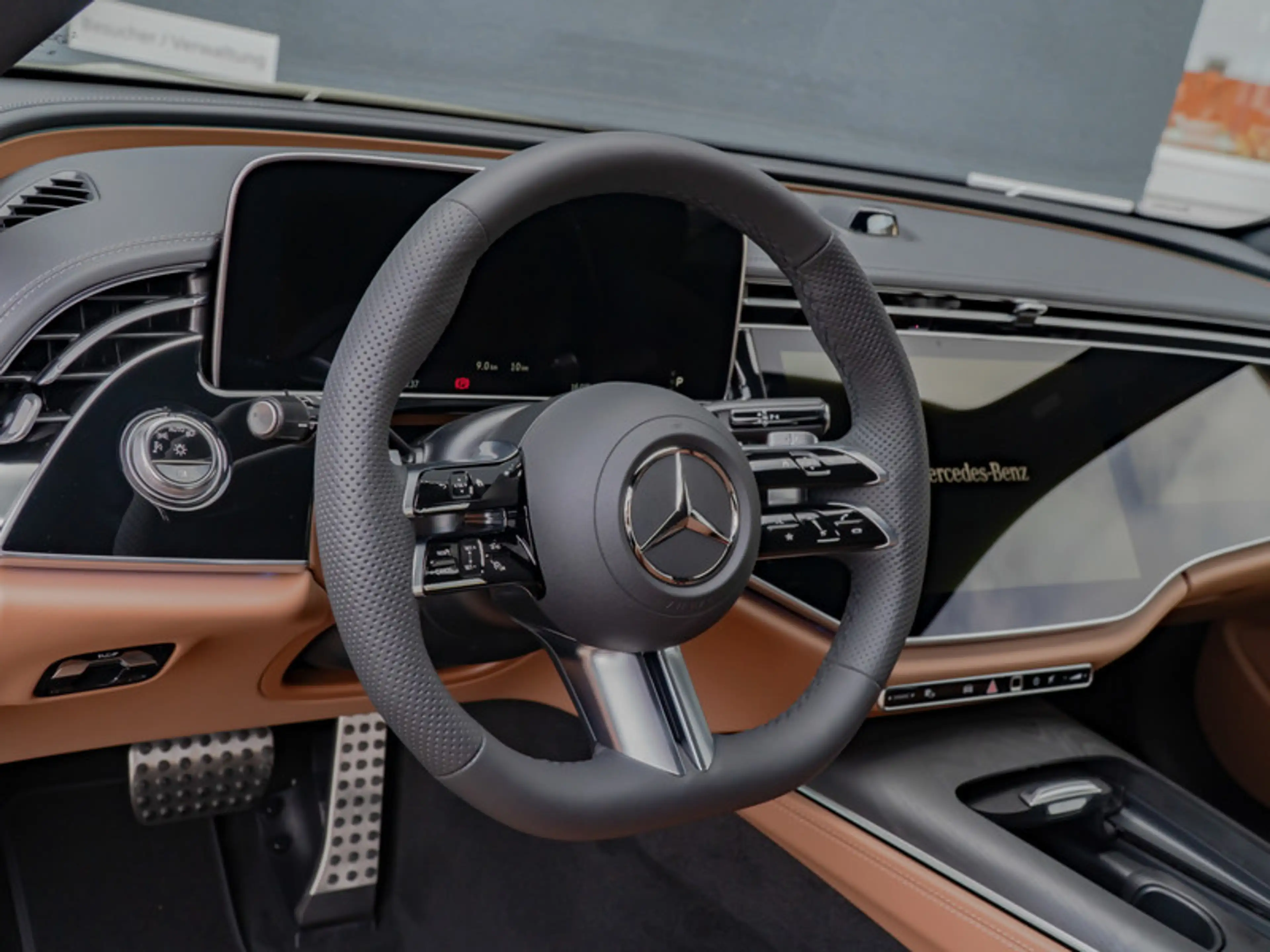 Mercedes-Benz E 200 AMG-Sport/Super/DIGITAL/Pano/Burm/Night/20 — photo 13