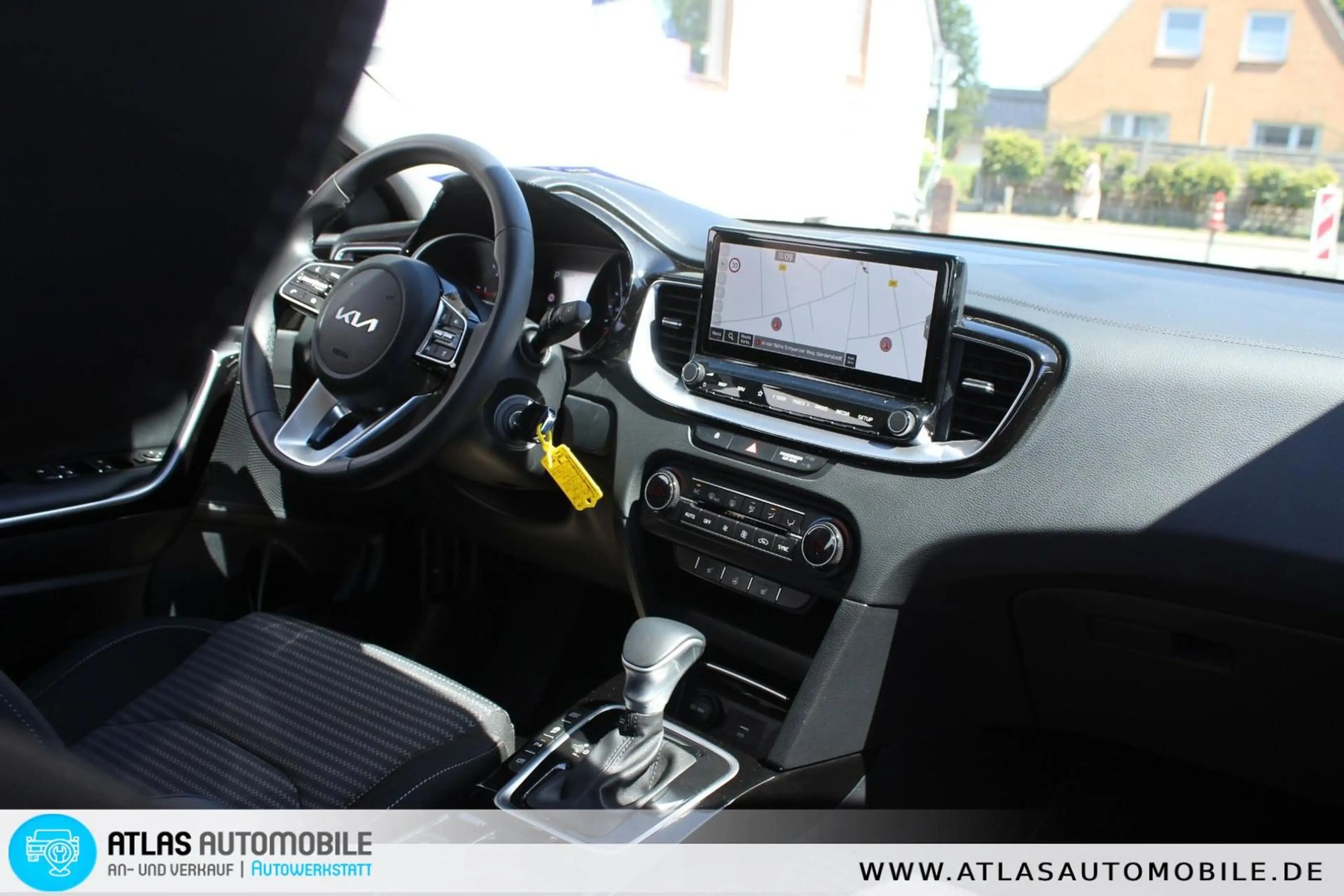 Kia Ceed / cee'd Ceed Sportswagon Vision 1.6 CRDi MHEV 100kW DCT — photo 4