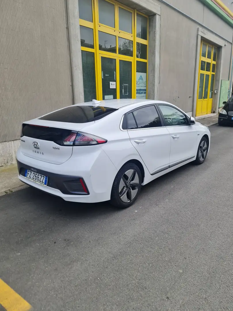 Hyundai IONIQ 1.6 hybrid Prime 6dct - 2