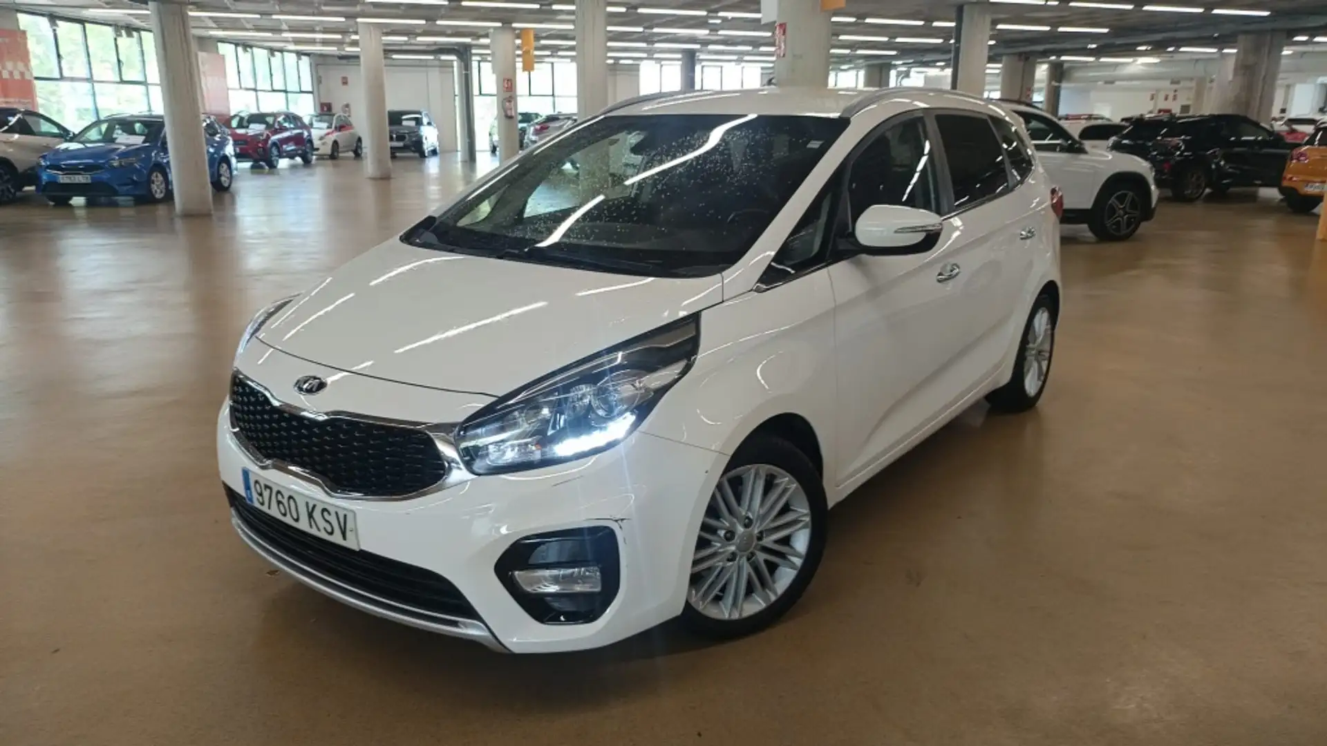 Kia Carens 1.6 GDi Drive 135 Blanco - 1