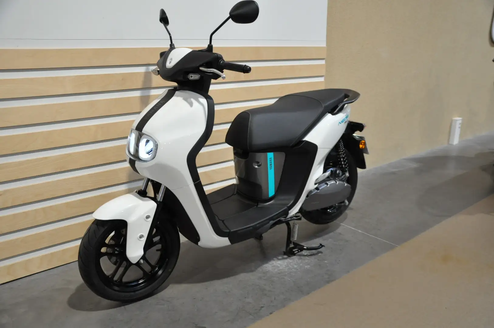 Yamaha NEOs 50 Blanco - 2