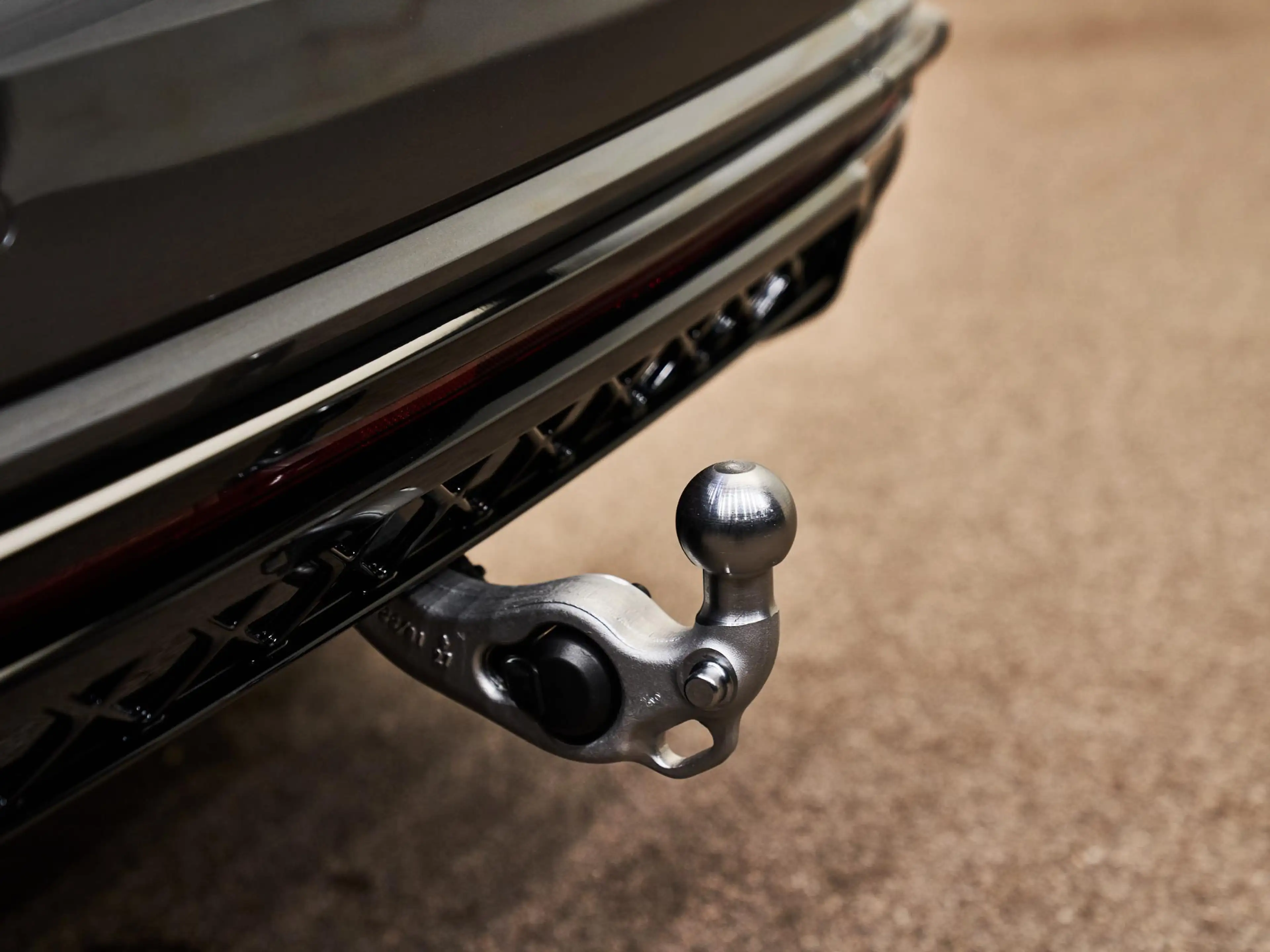 Volkswagen Touareg R V6 eHybrid 4Motion Final Edition , pano, tr.haak — photo 26