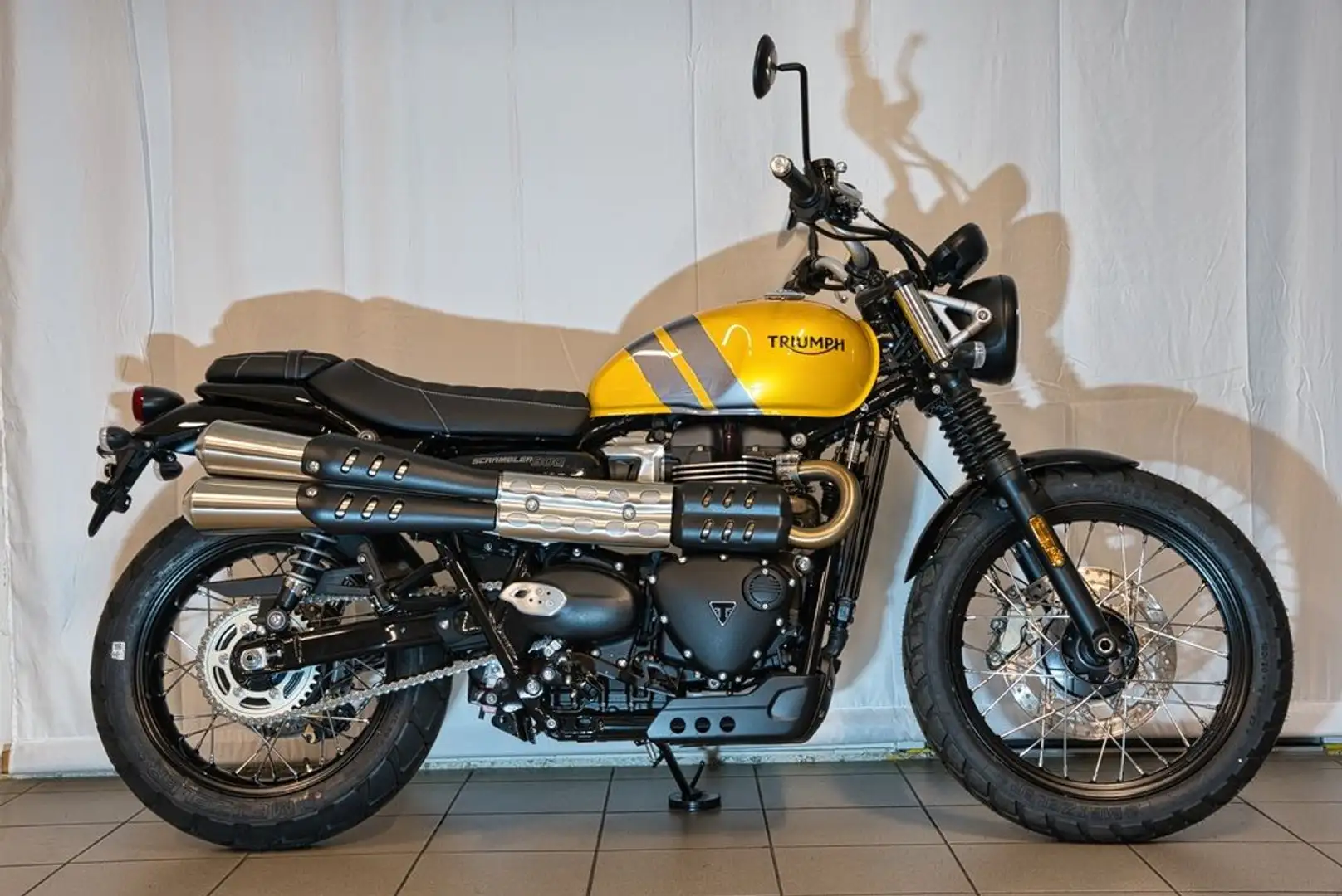 Triumph Scrambler 900 Amarillo - 2