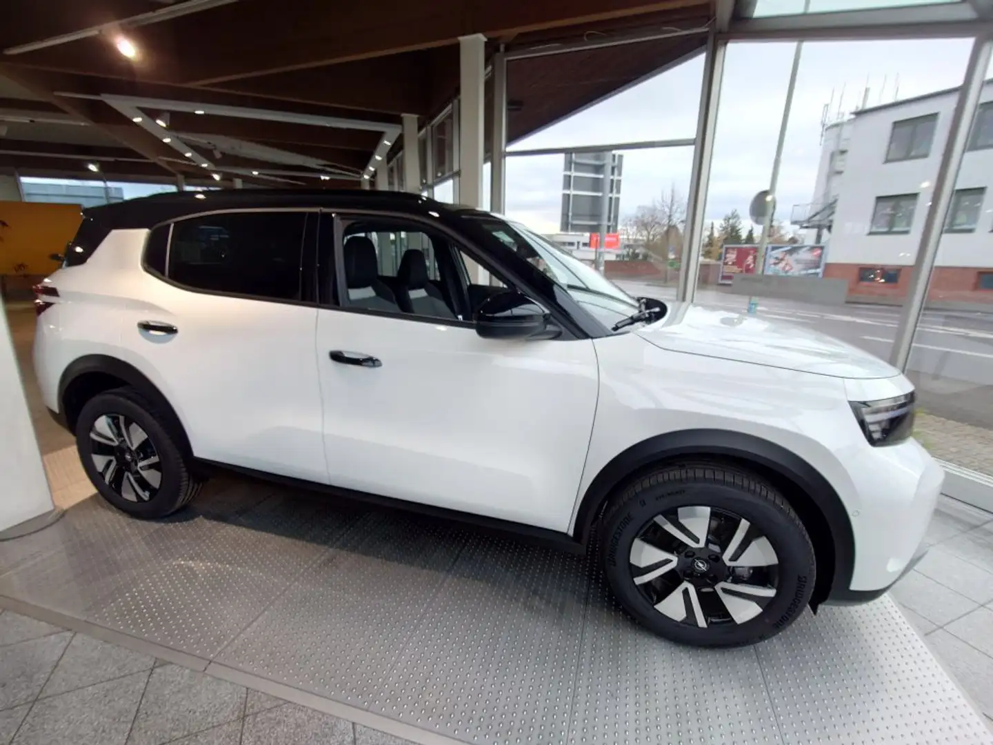 Opel Frontera 1.2 DI Hybrid 48V eDCT GS Blanc - 1