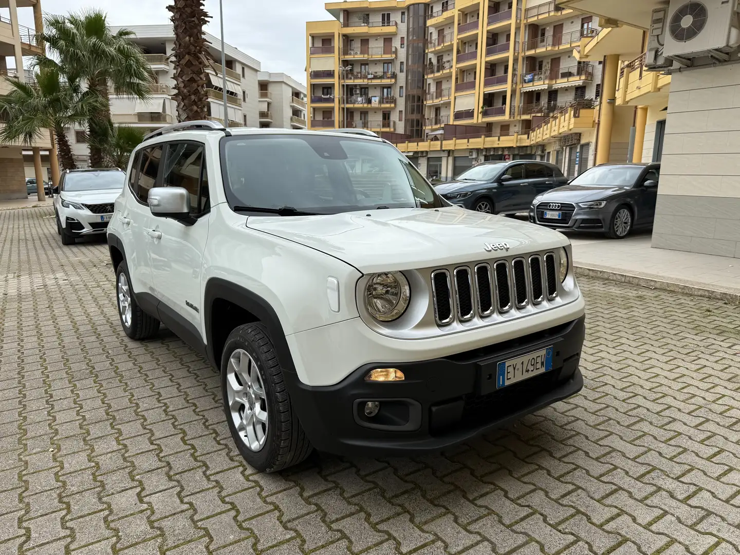 Jeep Renegade 2.0 mjt Limited Active Drive 4wd 140cv Bianco - 2