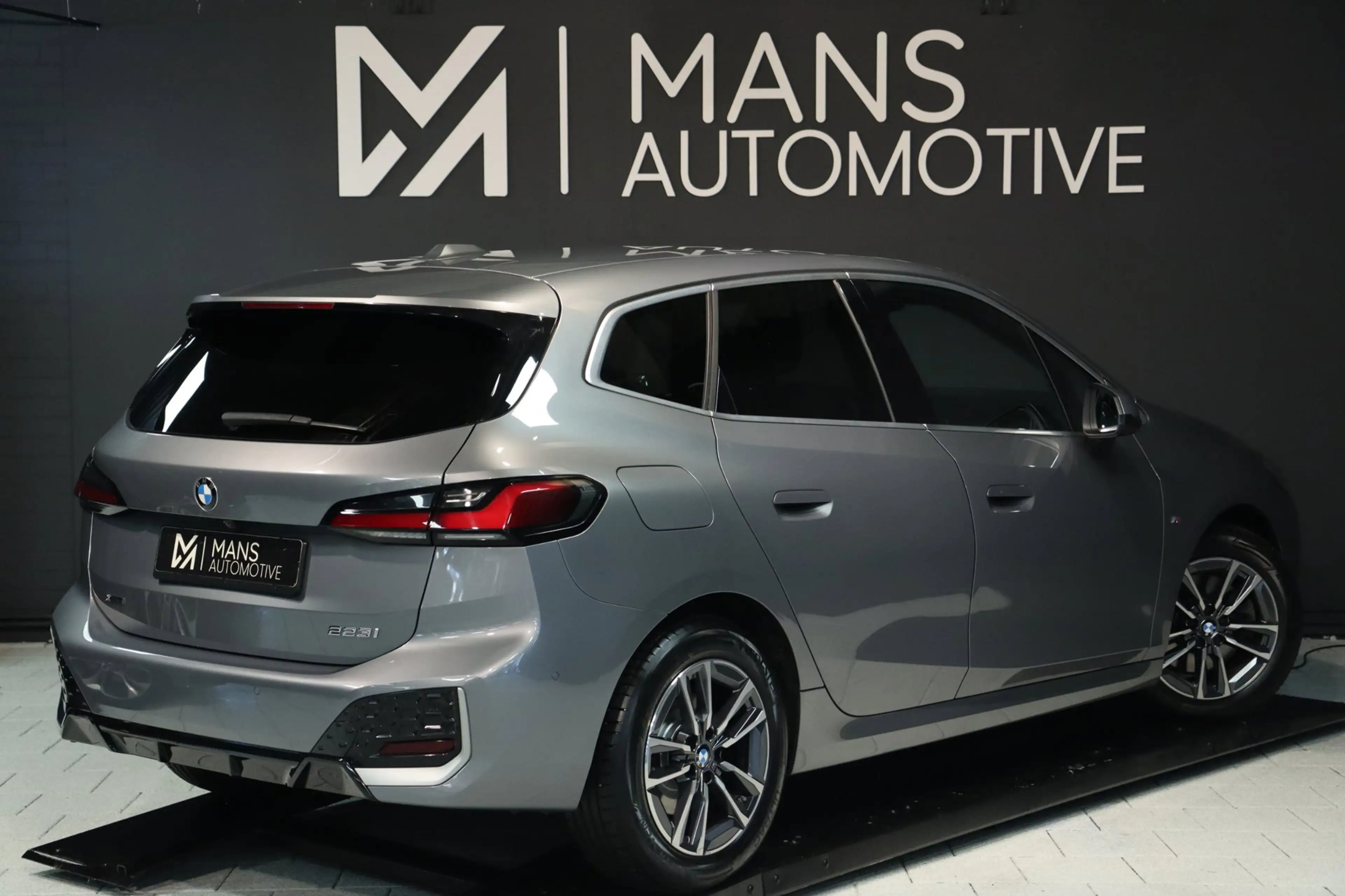 BMW 223 2-serie Active Tourer 223i xDrive M Sport / HK / M — photo 2