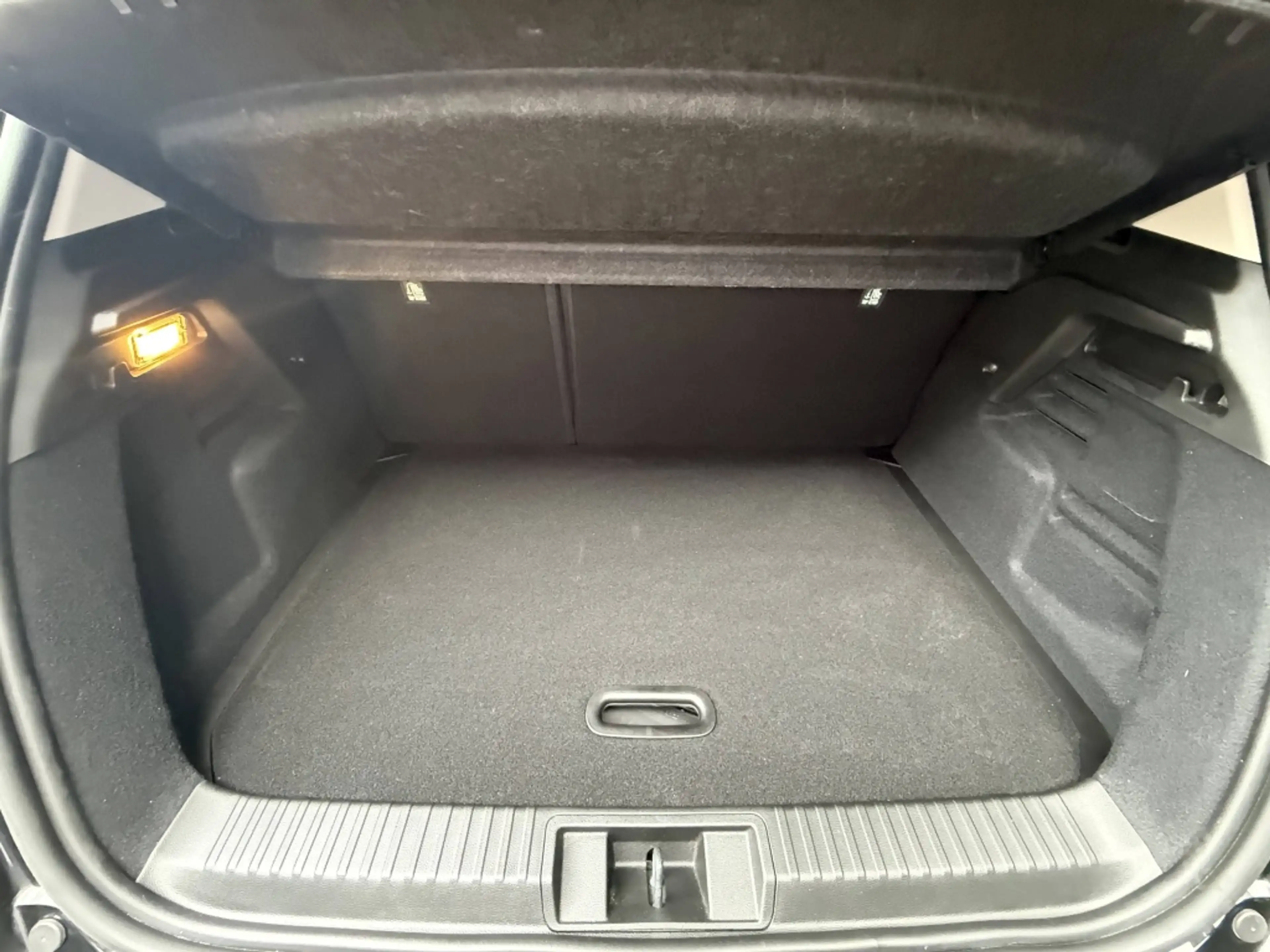 Renault Captur II Techno Full Hybrid — photo 5