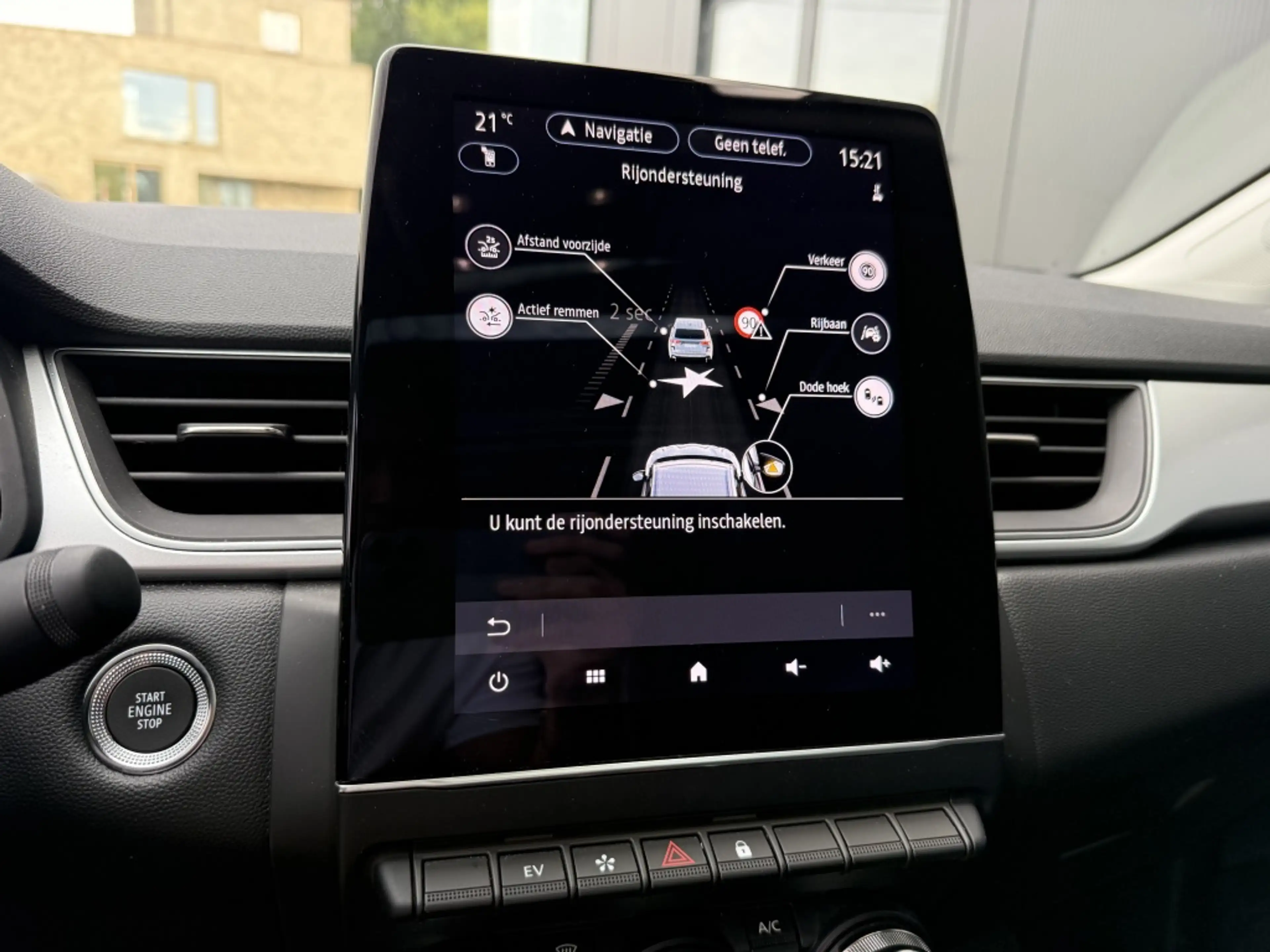 Renault Captur II Techno Full Hybrid — photo 15