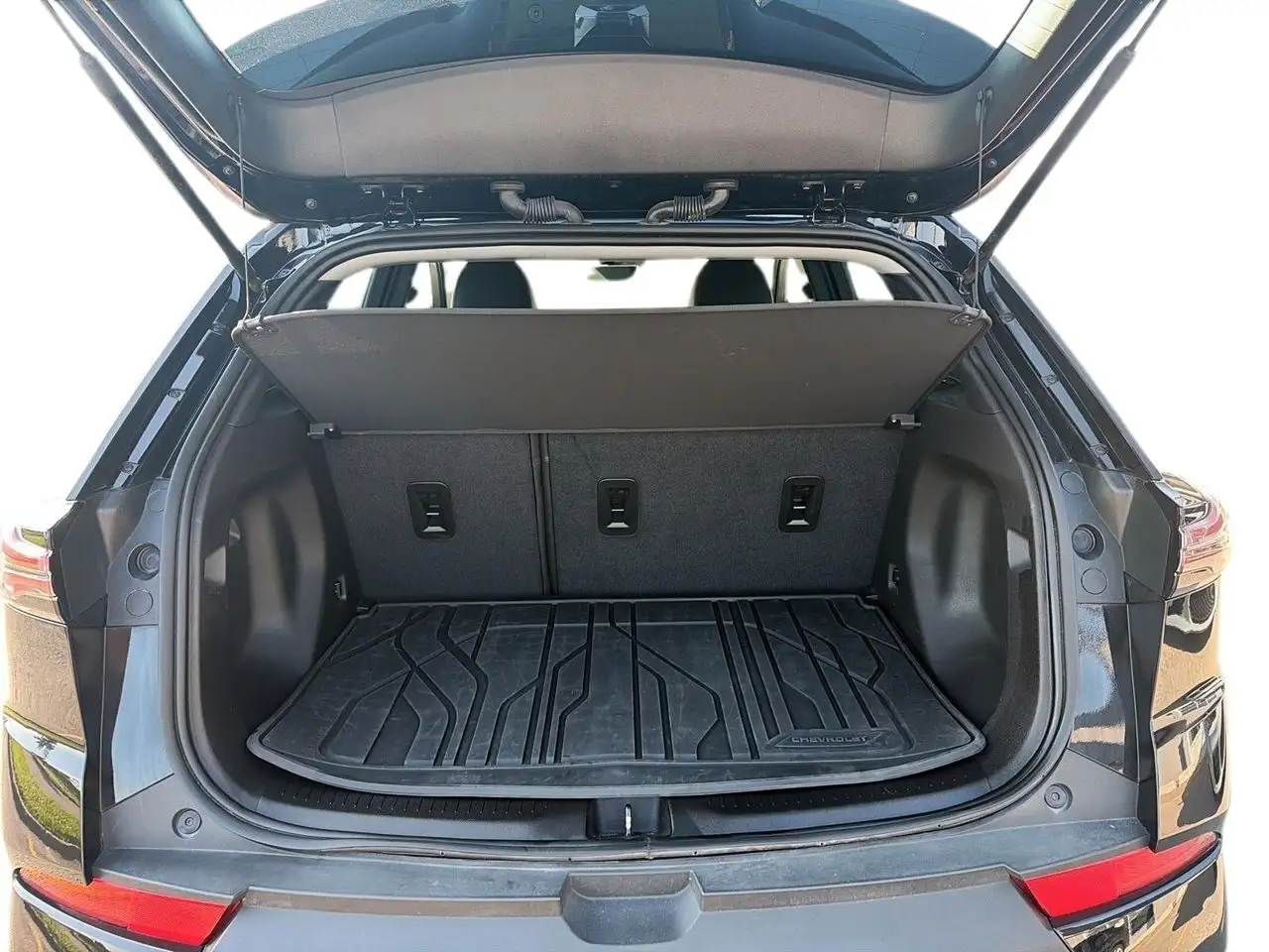Chevrolet Bolt снимка Chevrolet Bolt