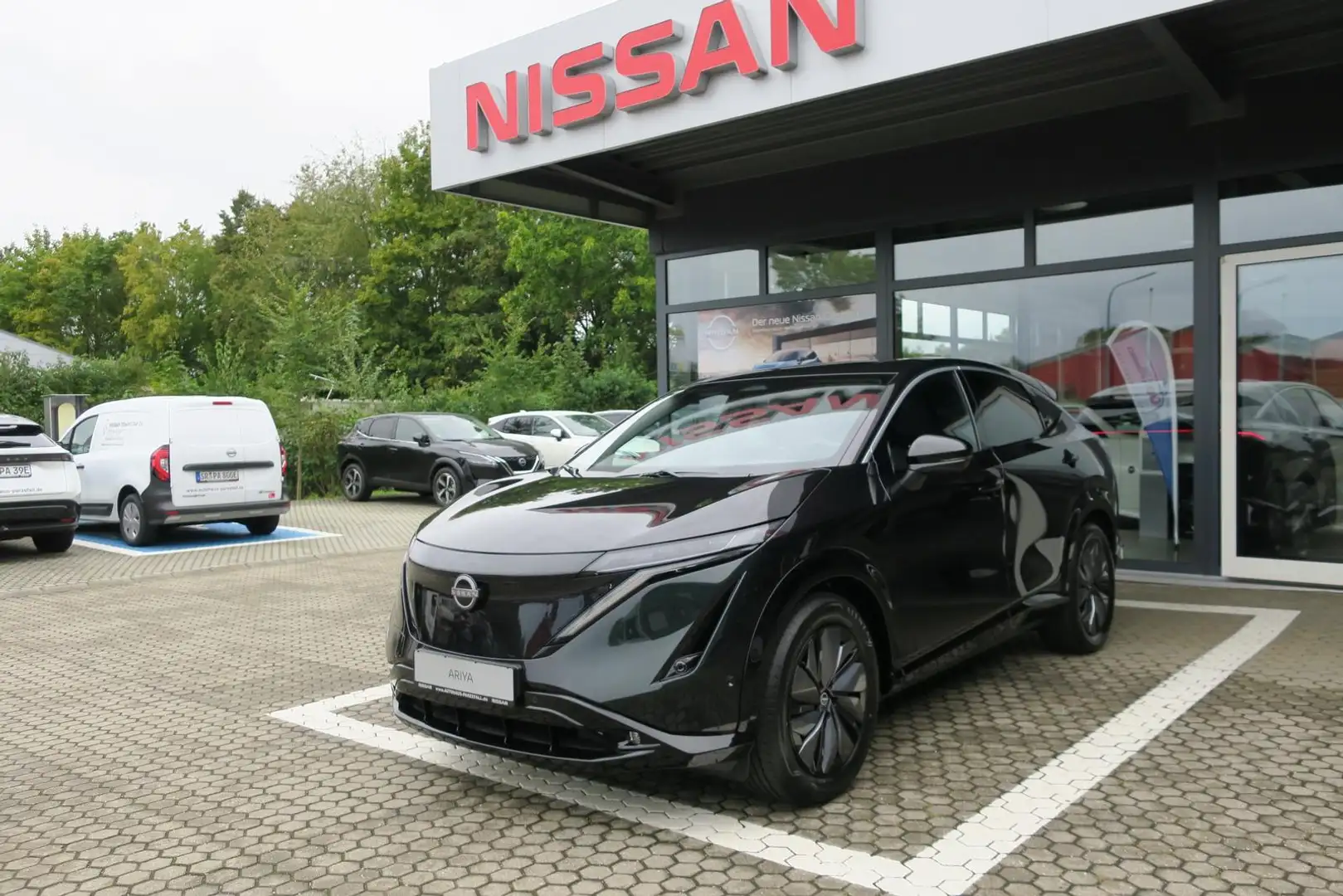 Nissan Ariya 87 kWh EVOLVE PACK BOSE HUD PANO Verde - 2