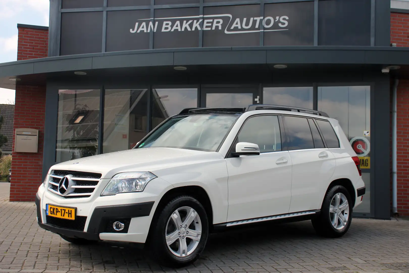 Mercedes-Benz GLK 280 4-Matic ✅ Carplay ✅YoungTimer ✅ Panodak ✅ Trekhaak Weiß - 1