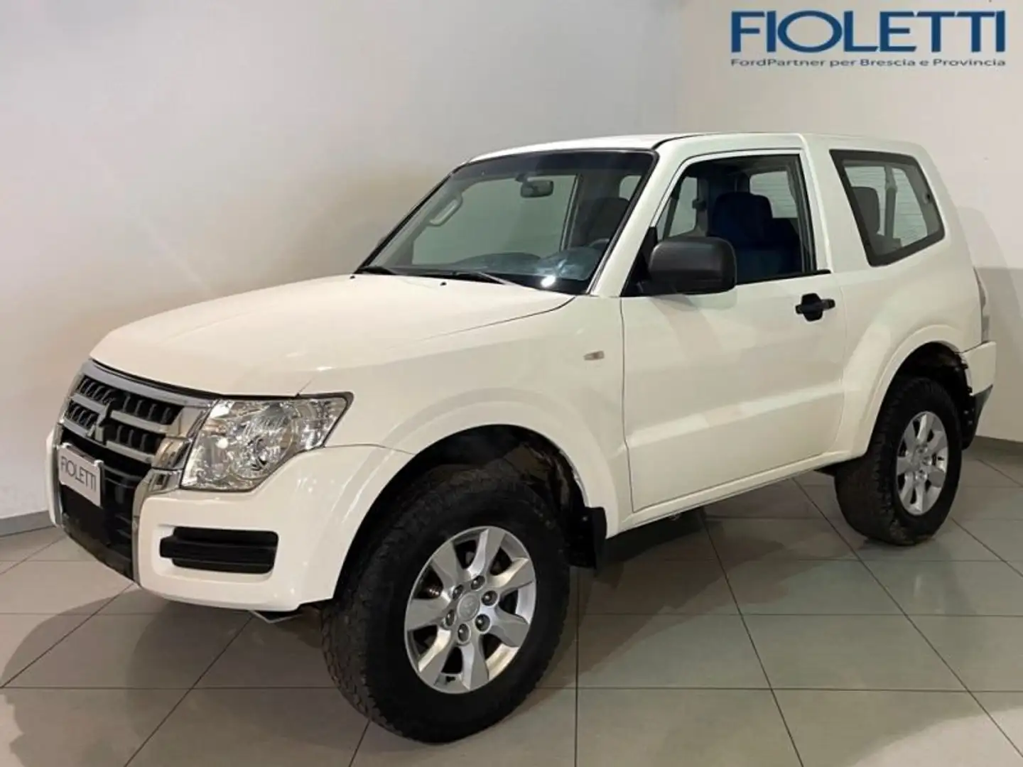 Mitsubishi Pajero ('06--->) 3.2 DI-D 16V AUT. 3P. INTENSE DPF Bianco - 1