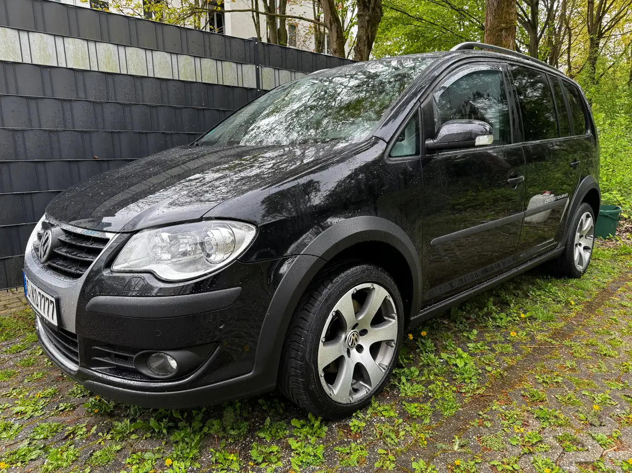 Volkswagen Cross Touran