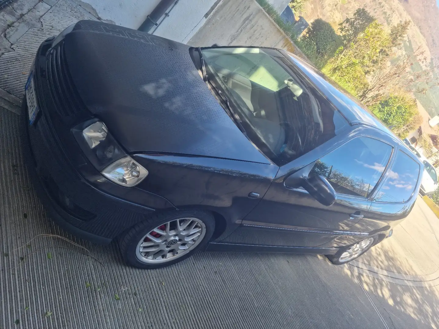 Volkswagen Polo GTI 3p 1.6 Černá - 2