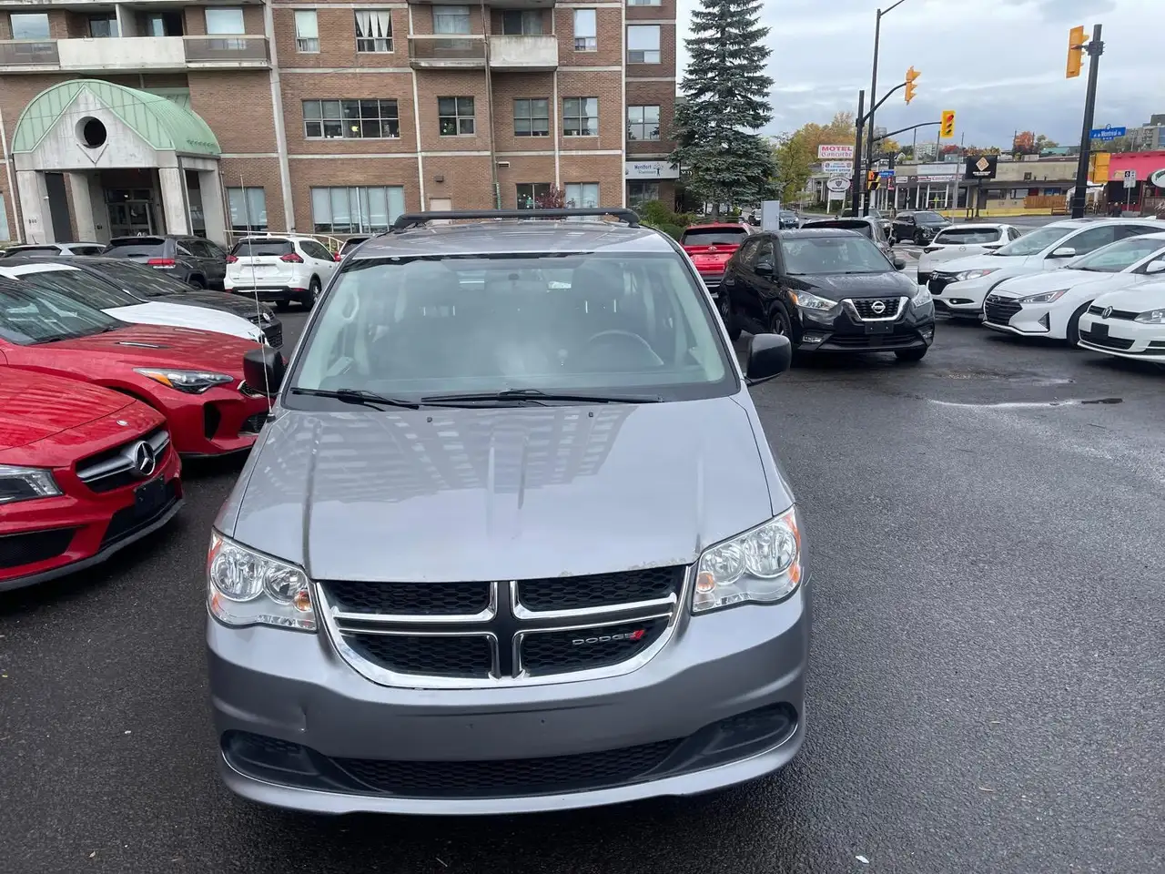 Dodge Grand Caravan снимка Dodge Grand Caravan