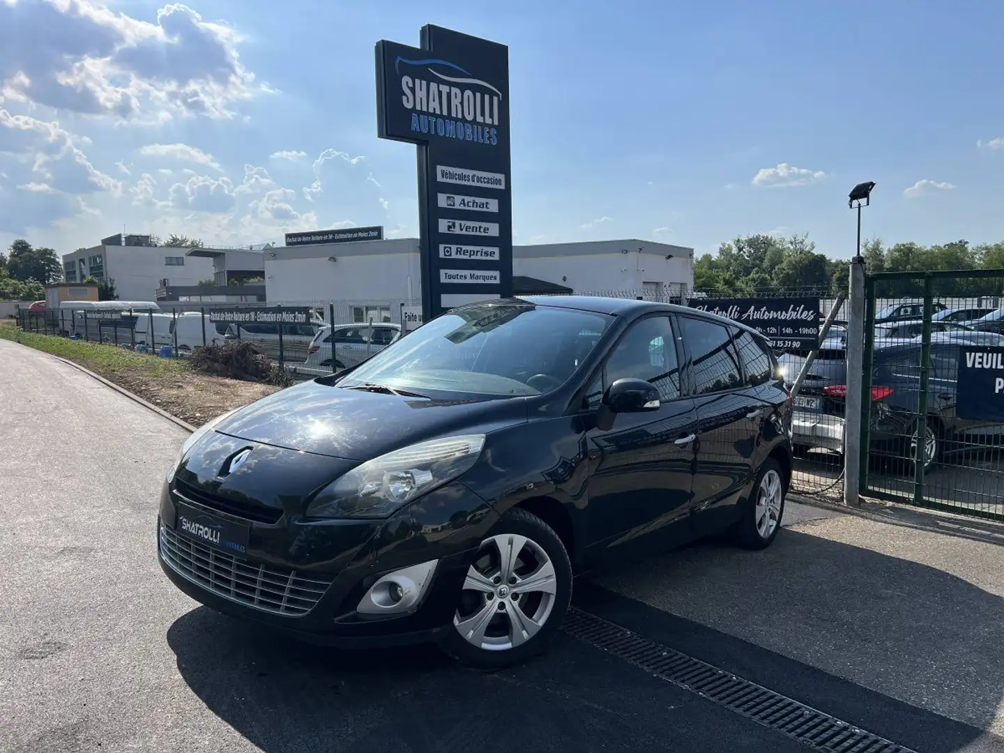 Renault Scenic II (J84) 1.9 dCi 130ch BV6 Clim Régulateur Attelag - 1