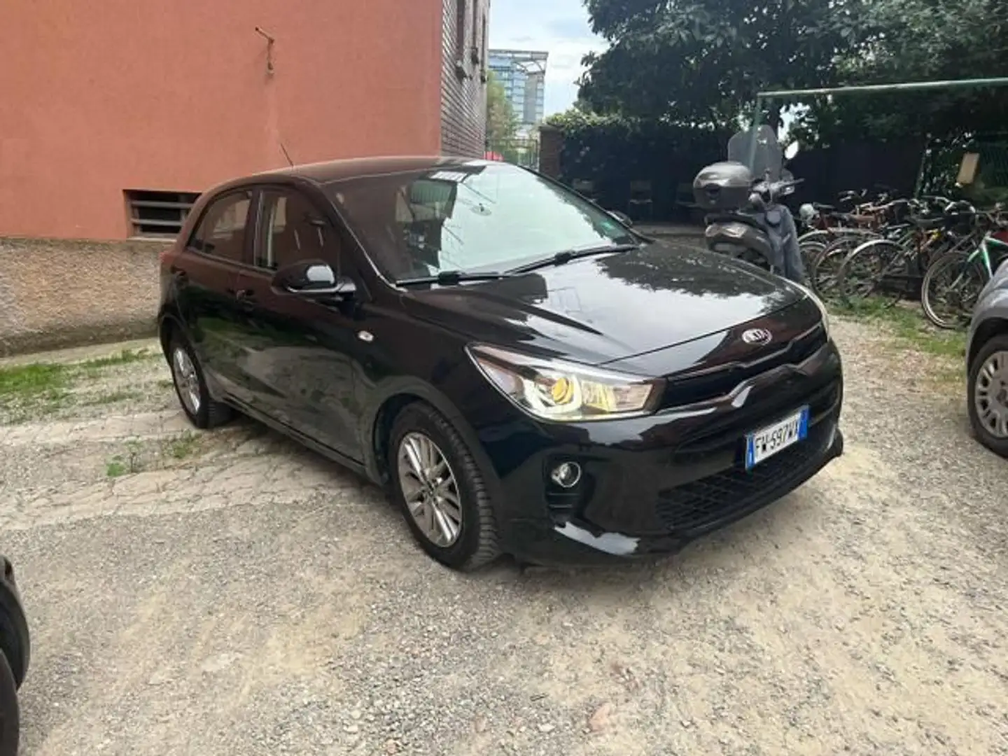 Kia Rio 1.2 MPi Evolution "ProMMo" Noir - 2