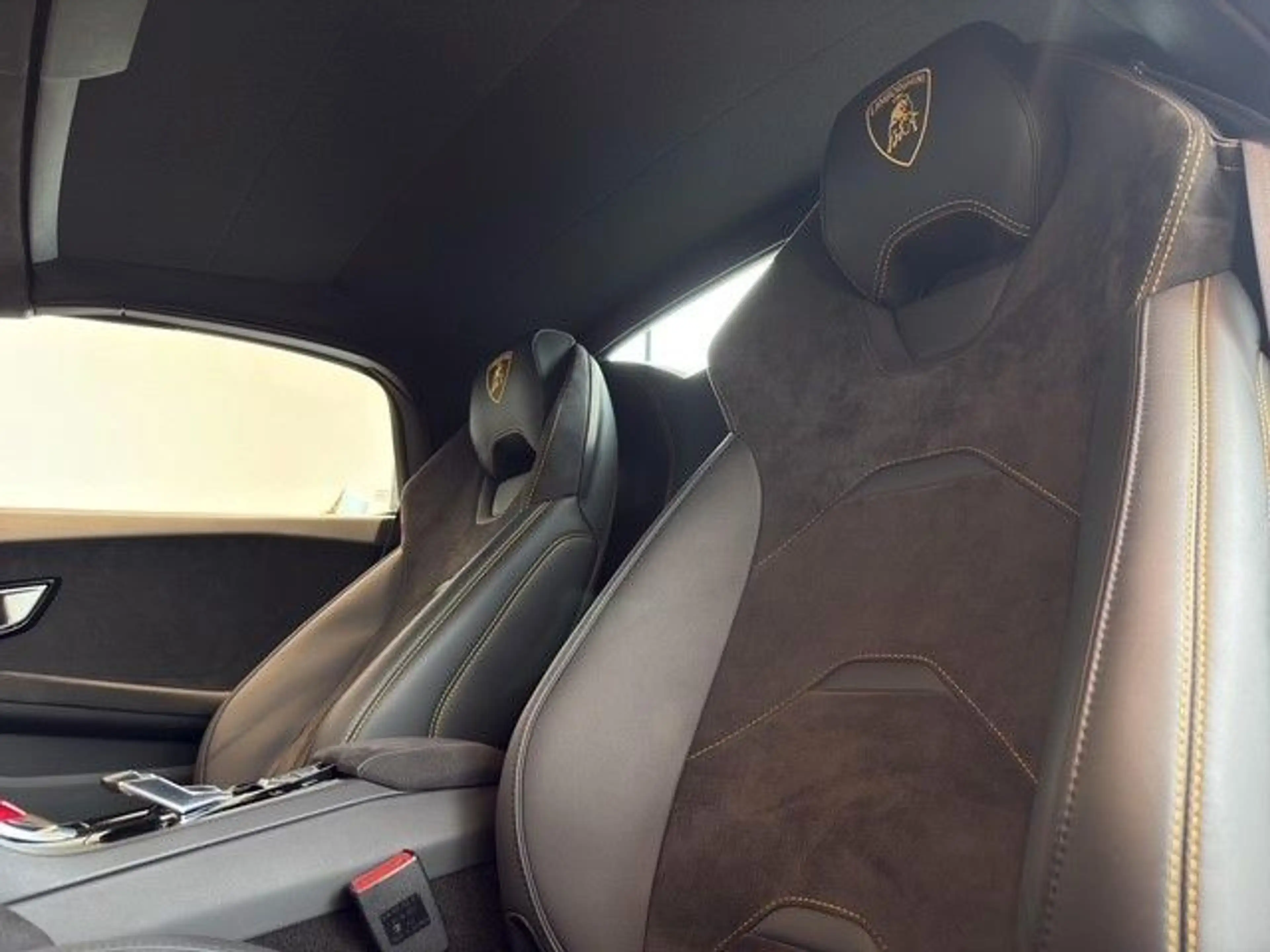 Lamborghini Huracán EVO RWD Spyder — photo 10