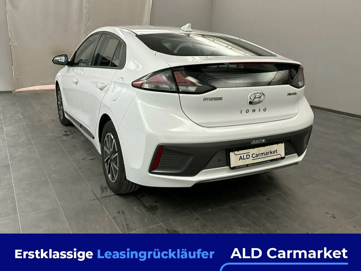 Hyundai IONIQ Elektro Limousine, 5-türig, Direktantrieb, 1-Gang Weiß - 2