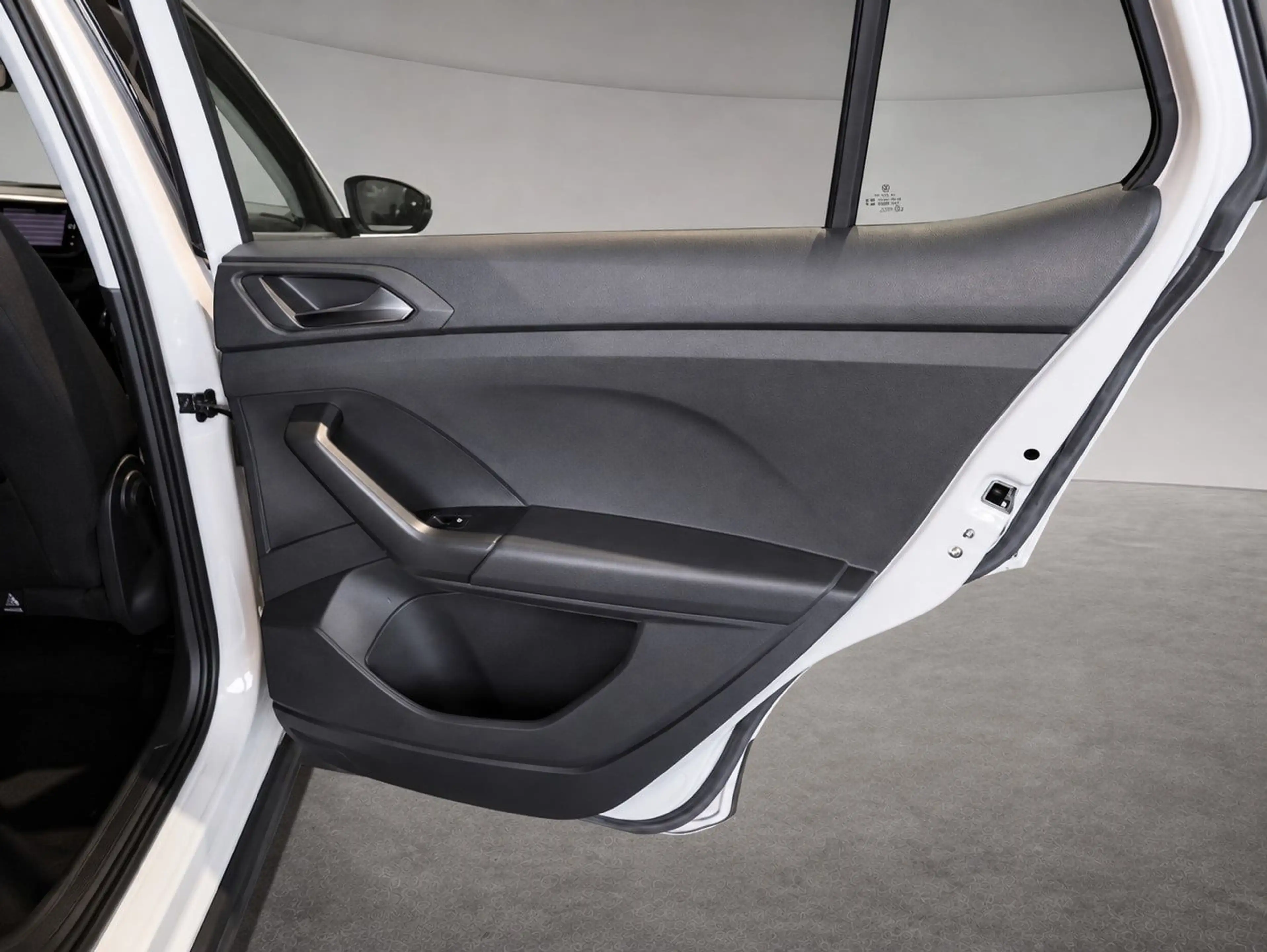 Volkswagen T-Cross 1.0 TSI Life Navi+ACC+RearView — photo 5