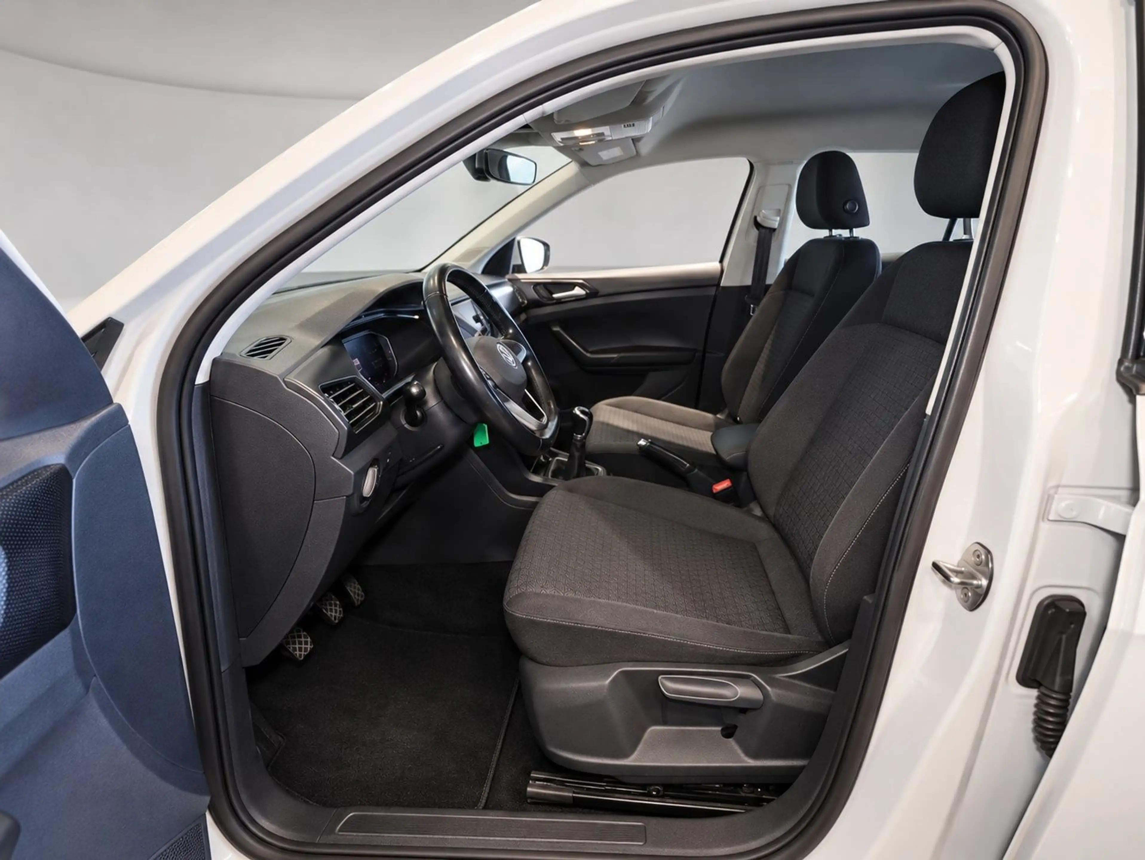 Volkswagen T-Cross 1.0 TSI Life Navi+ACC+RearView — photo 9