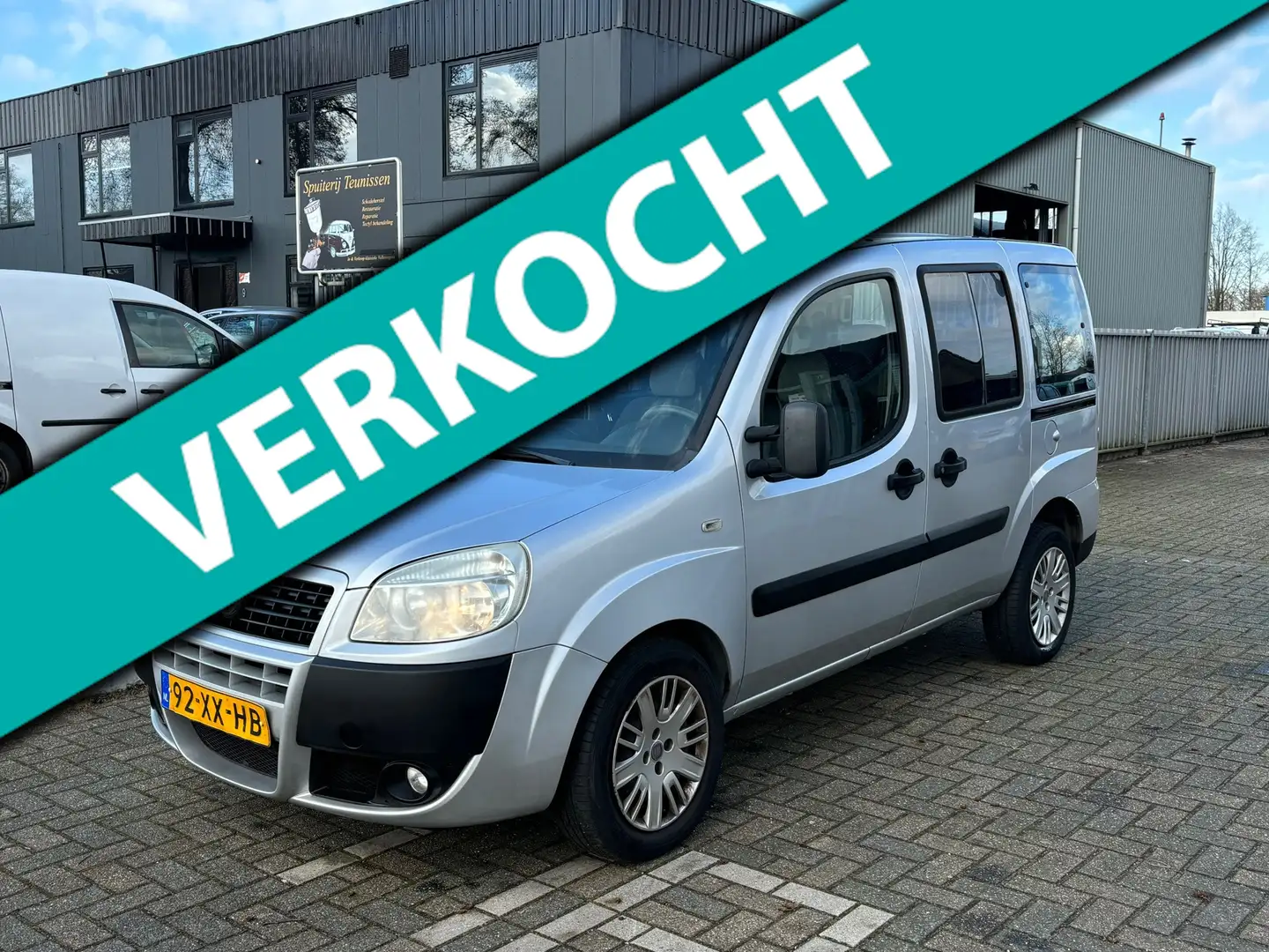 Fiat Doblo 1.4 Family / 7pers / Volledig onderhouden Gris - 1