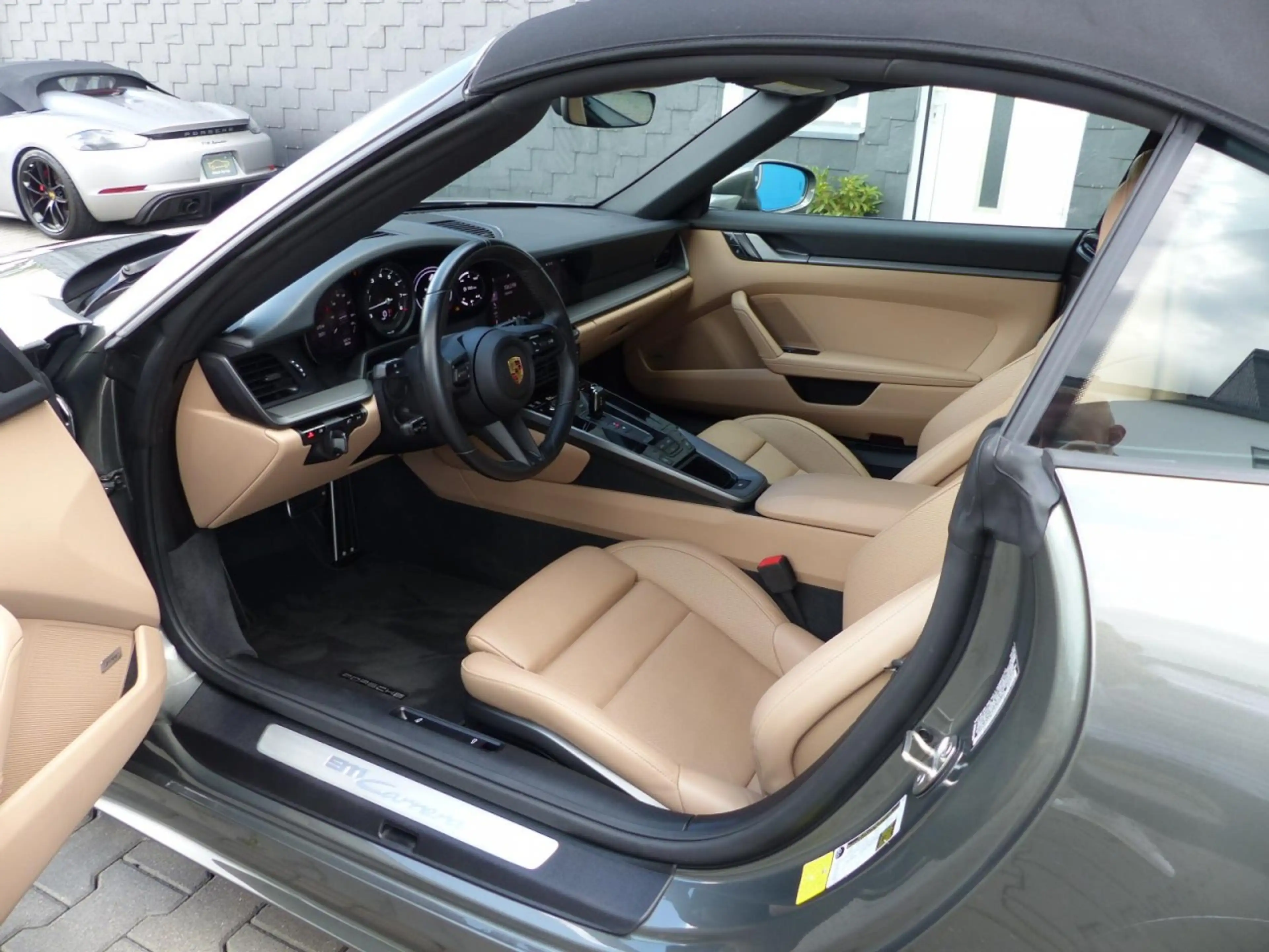 Porsche 911 .CARRERA.CABRIO.APPROVED04.2027.PDC.NAVI.LED.KLIMA — photo 12