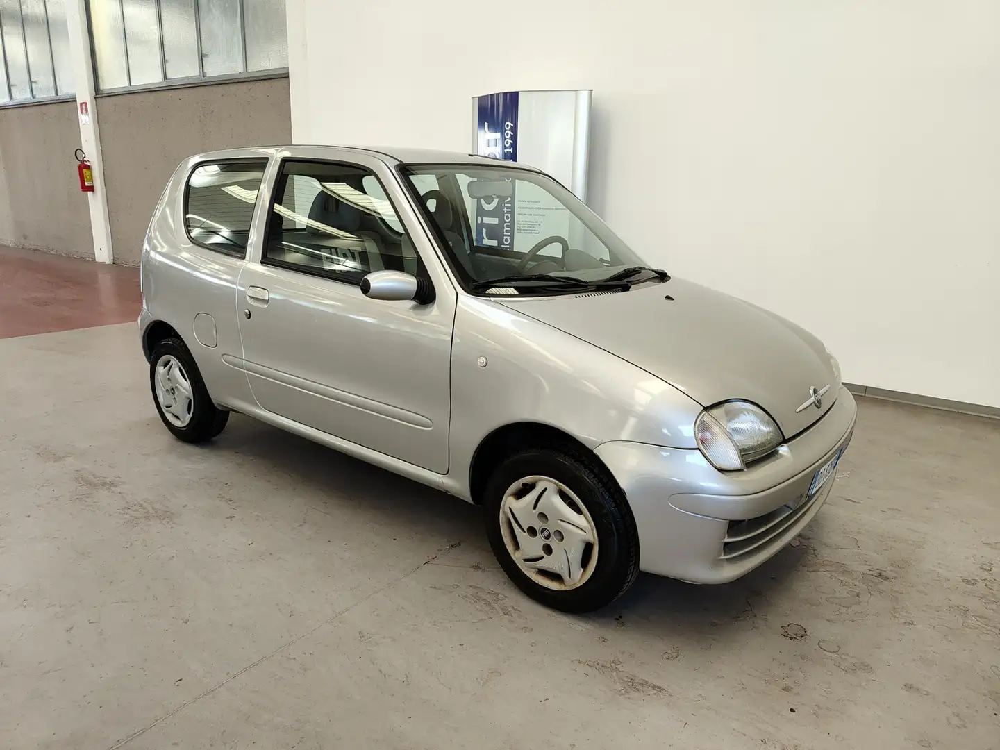Fiat 600 1.1 Active Clima UNICOPROPRIETARIO 36.000 Km Argent - 2