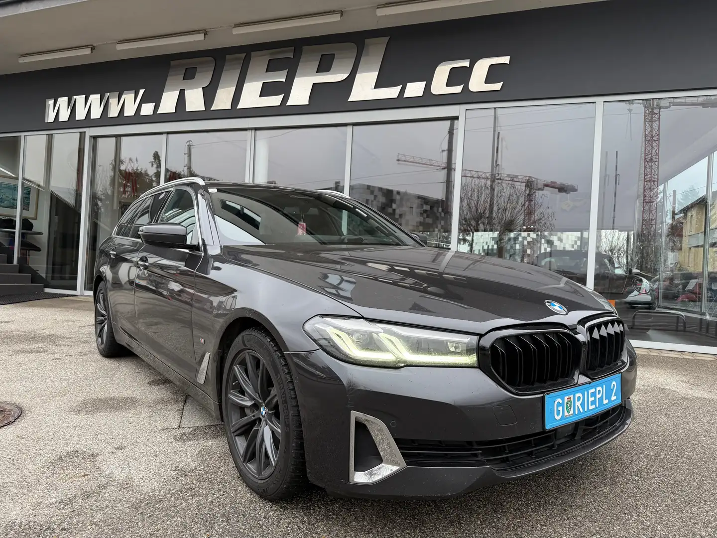 BMW 530 530 xd Voll NP € 98.112.- Ö-1.Besitz Leder Grau - 1