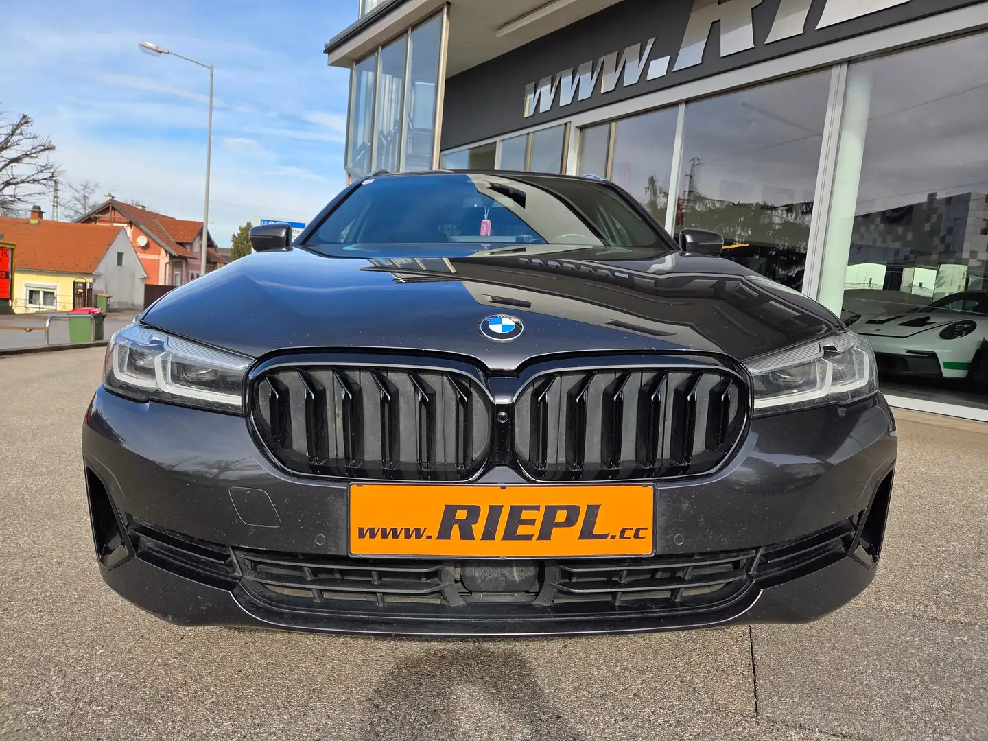 BMW 530 530 xd Voll NP € 98.112.- Ö-1.Besitz Leder Grau - 2