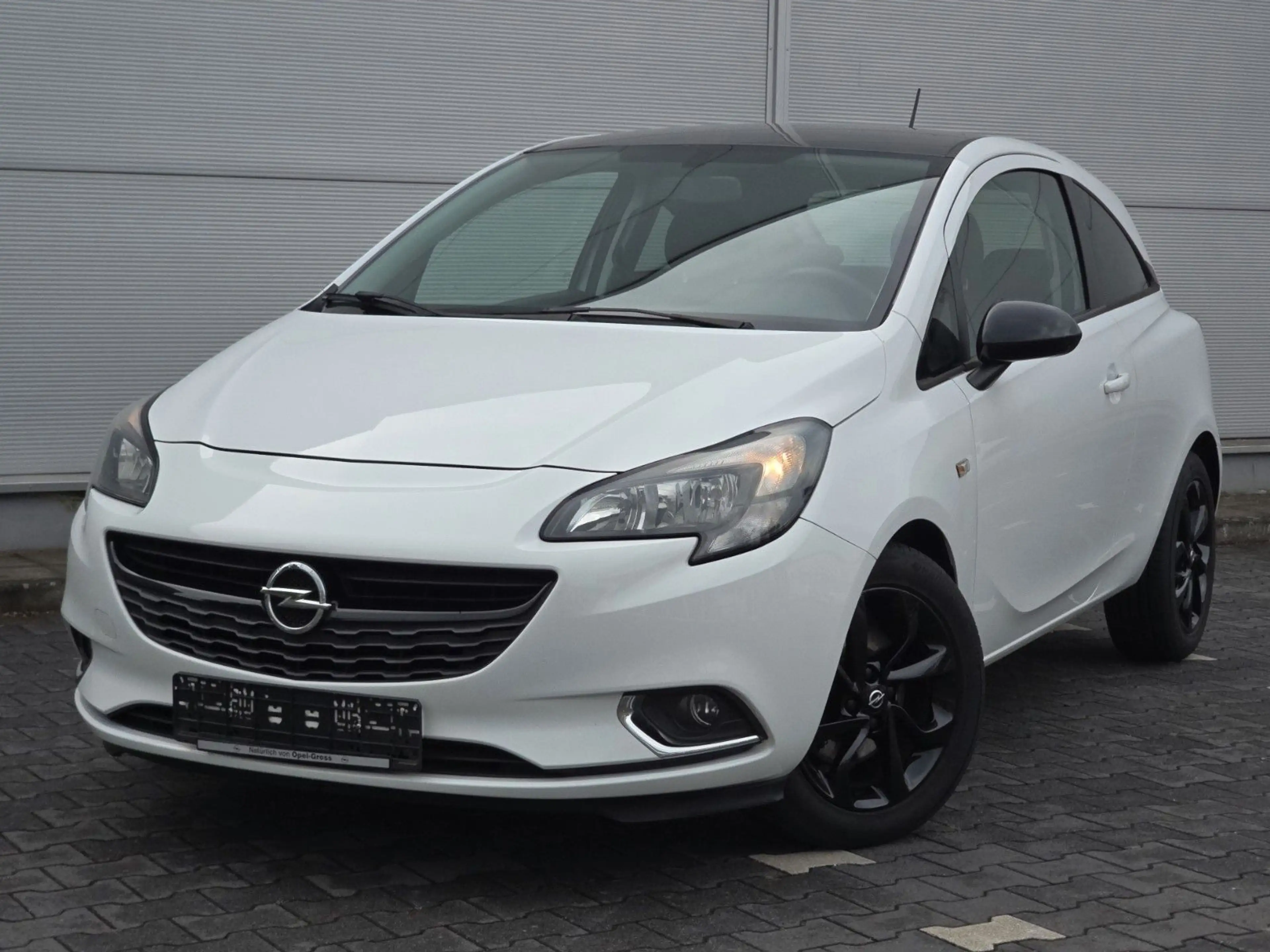 Opel Corsa E Color Edition — photo 4