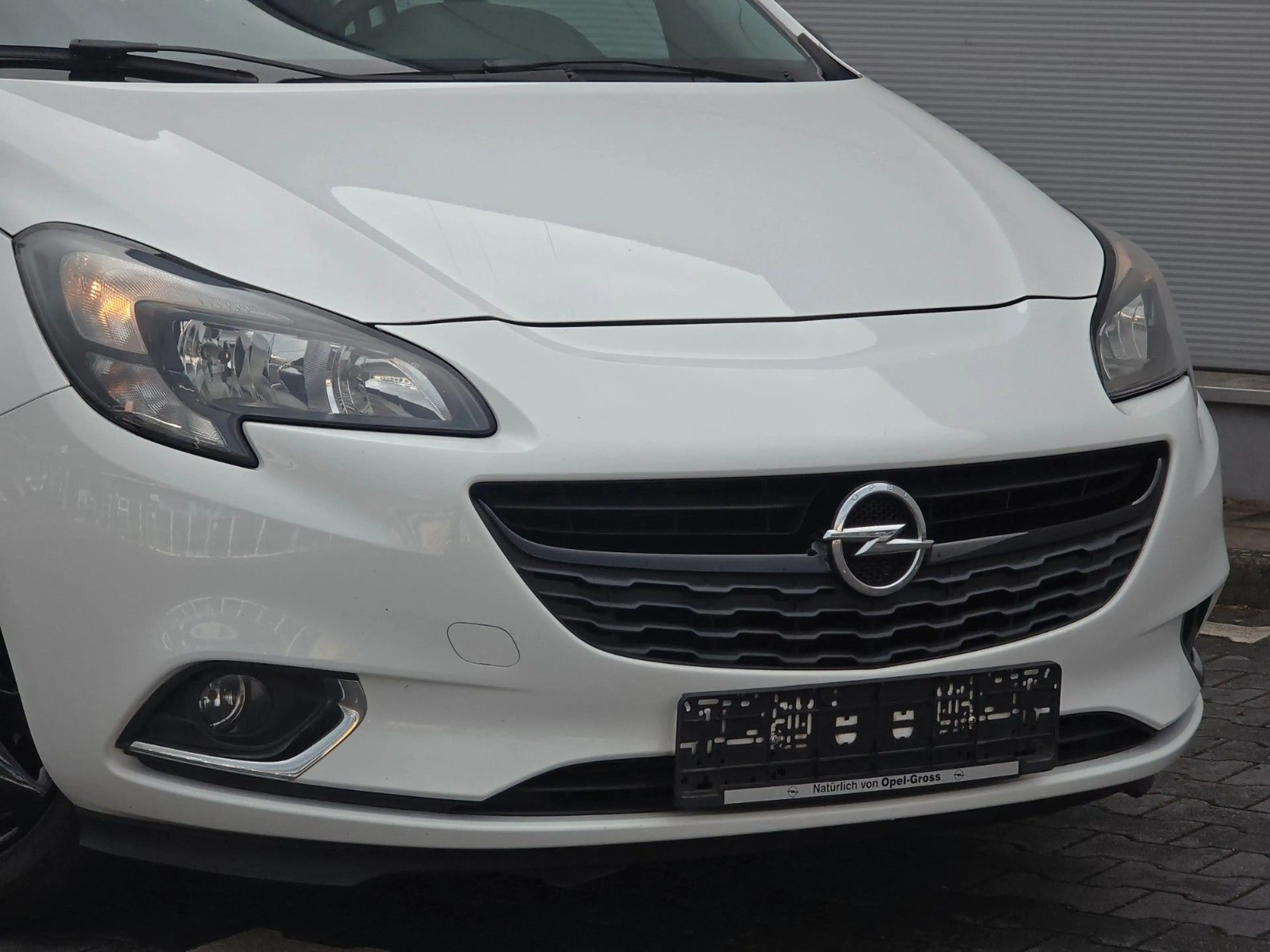 Opel Corsa E Color Edition — photo 2