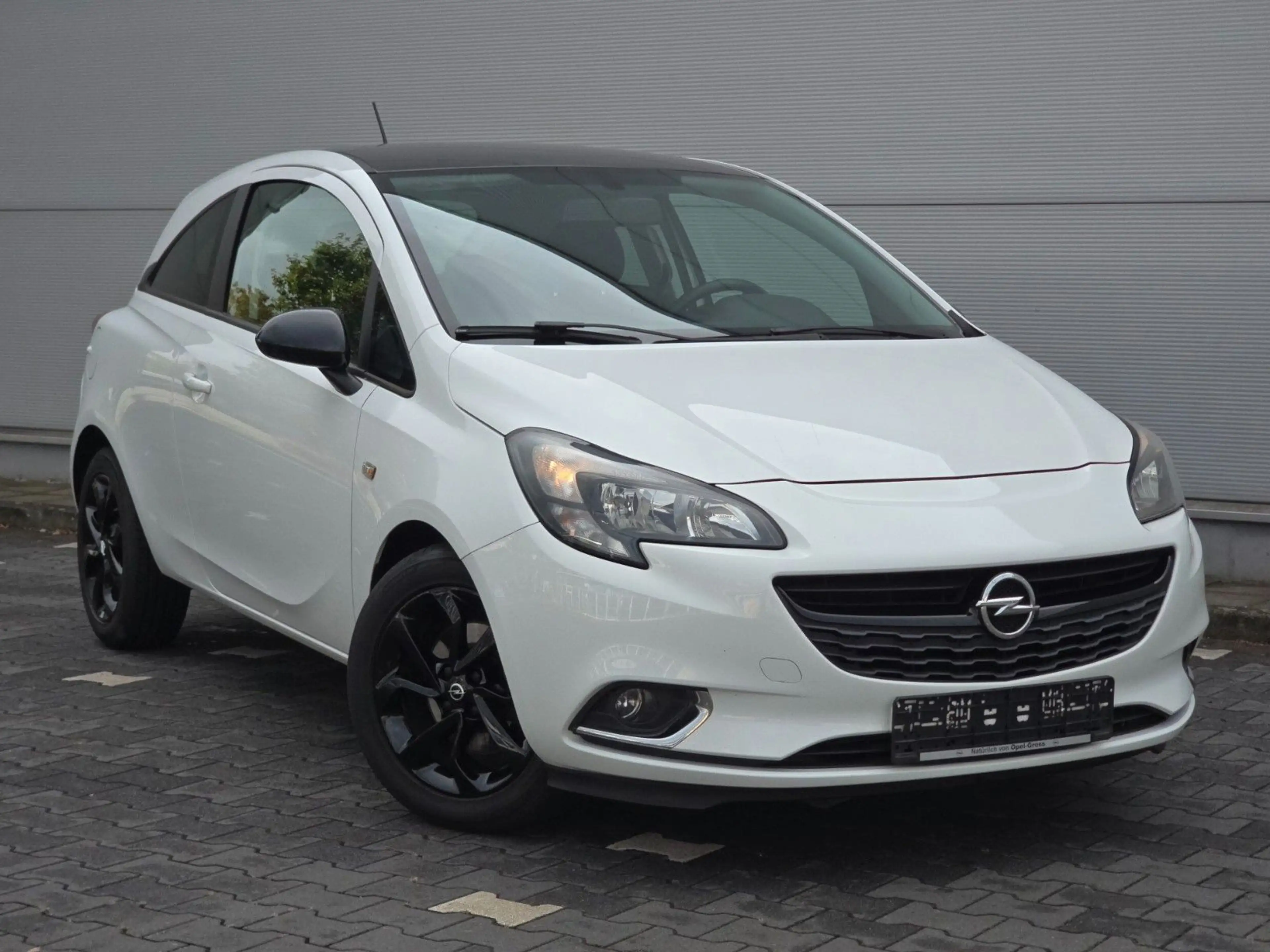 Opel Corsa E Color Edition
