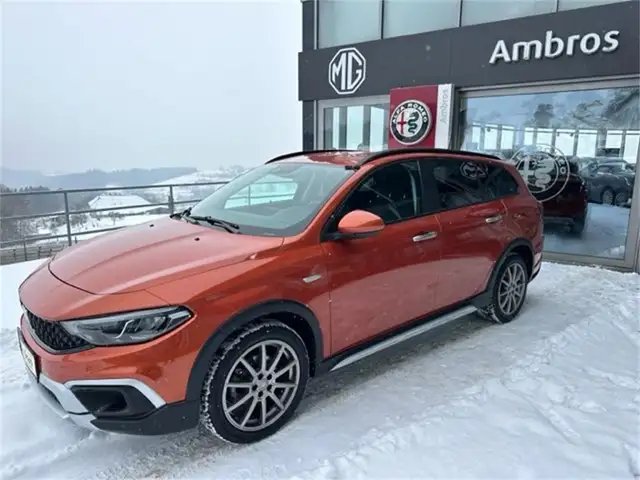 Fiat Tipo Hybrid 130 eDCT7 Kombi Cross