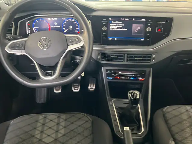 Volkswagen Taigo view 5
