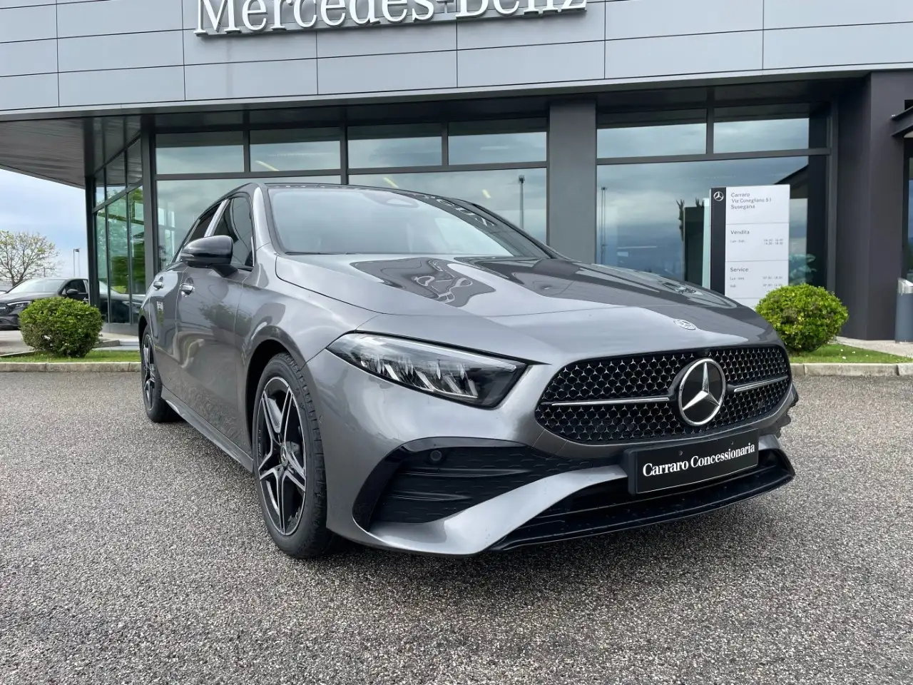 Mercedes-Benz A 180