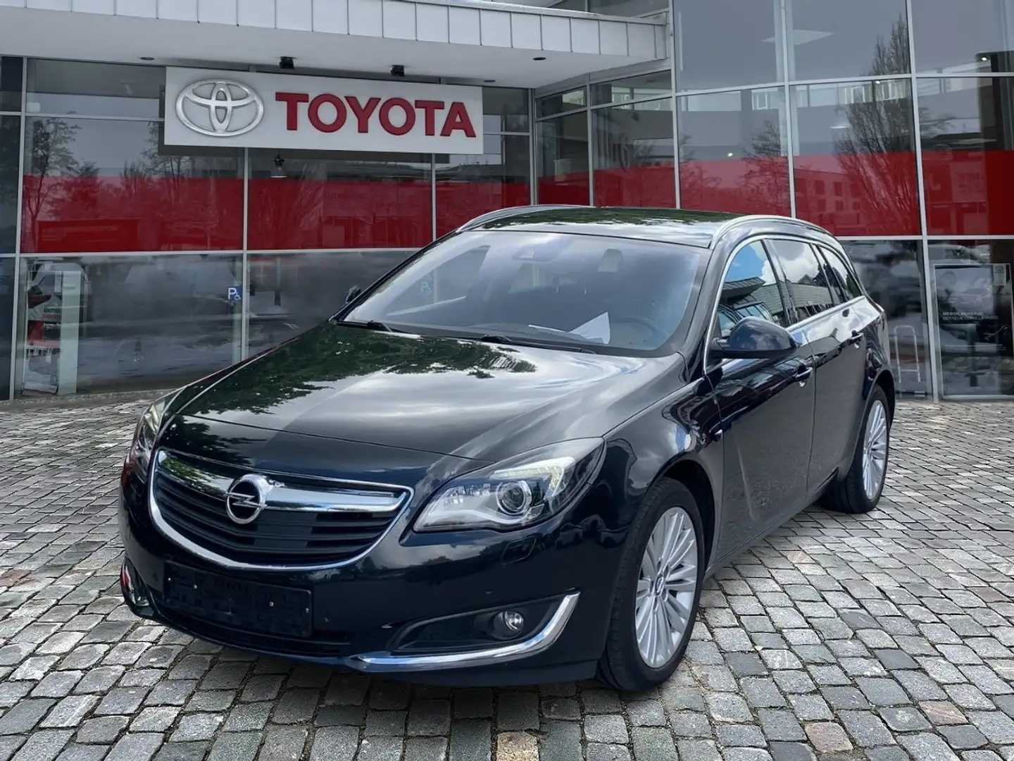 Opel Insignia A Sports Tourer 2.0 CDTI ecoFlex Innovation Gris - 1