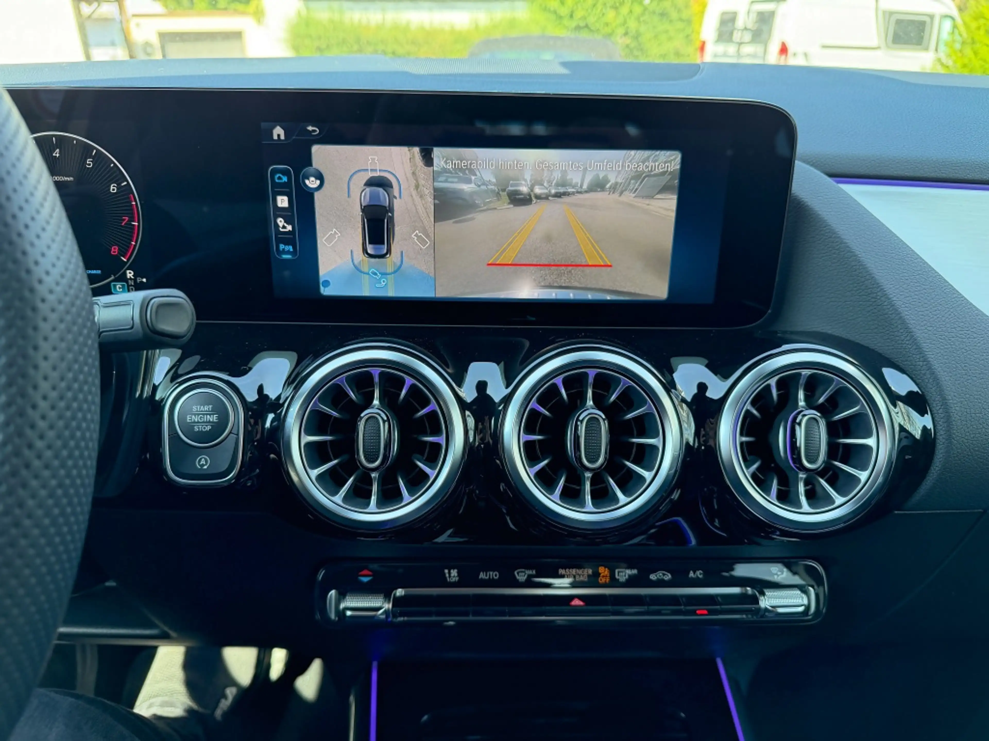 Mercedes-Benz GLA 200 AMG AMG SpzEdi AHK WinterP+M&S Räder 19" — photo 10